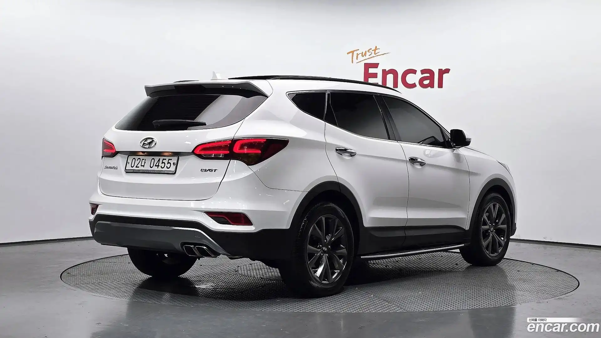 Santafe Hyundai 2016.8-OUTER-002