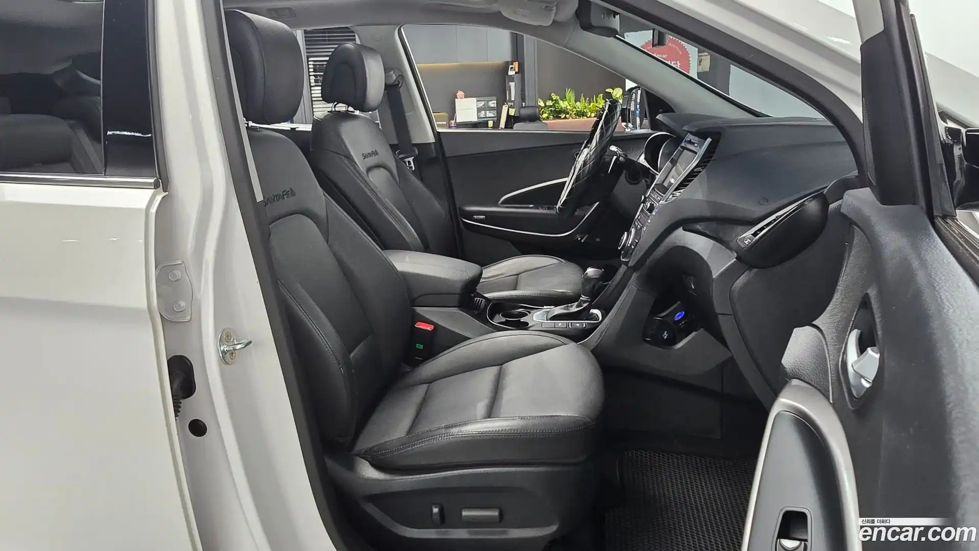 Santafe Hyundai 2016.8-INNER-036