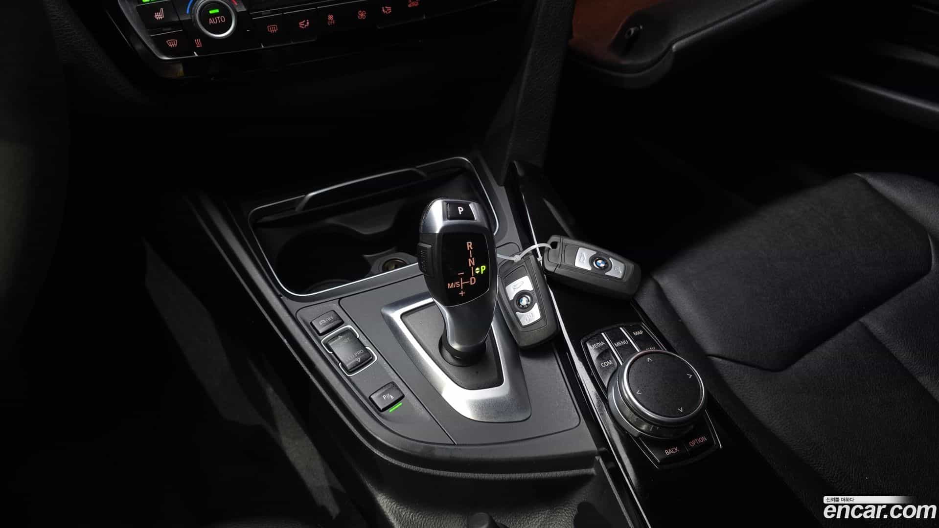 Gran Turismo BMW 2017.4-INNER-009