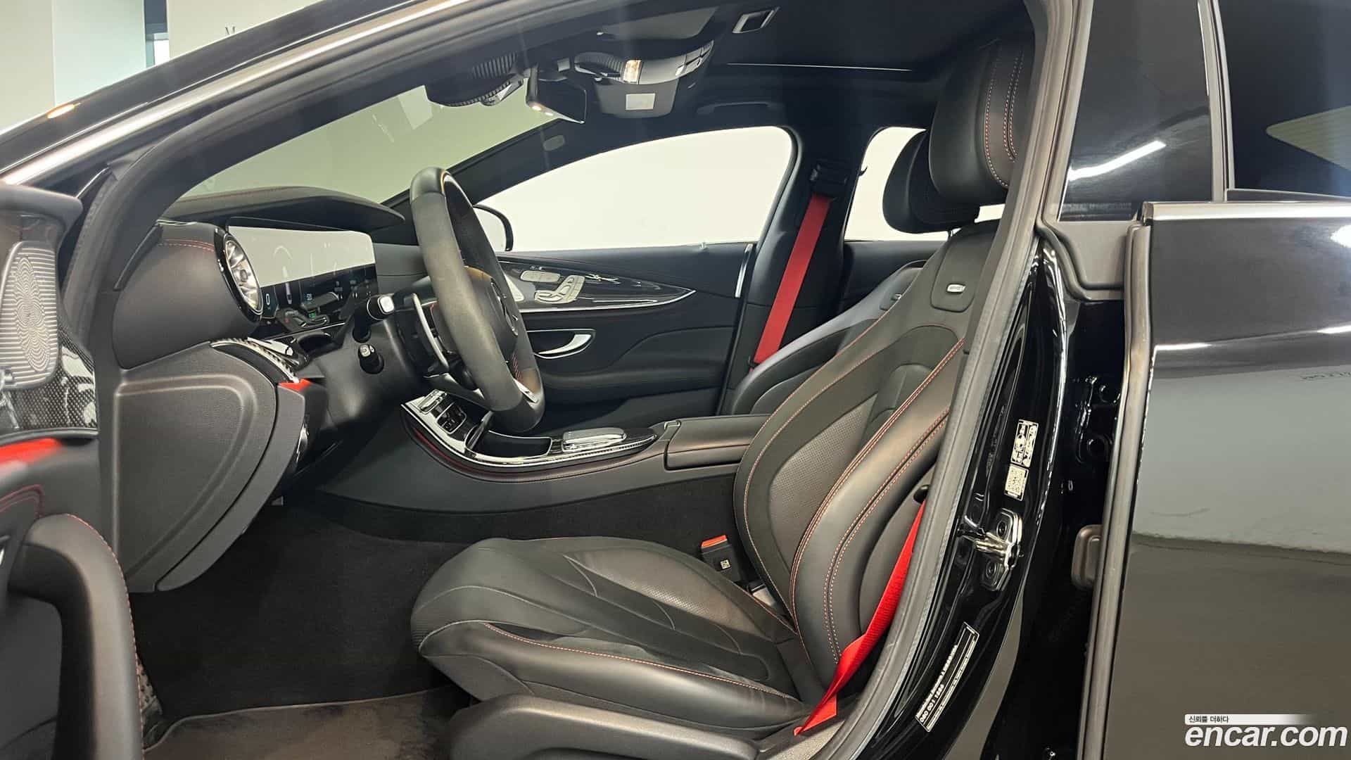 CLS-Class Mercedes-Benz 2023.2-INNER-010
