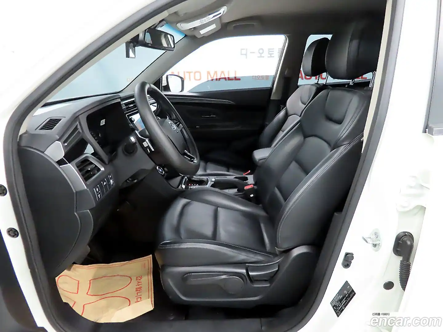 KORANDO KG Mobility 2021.4-INNER-010
