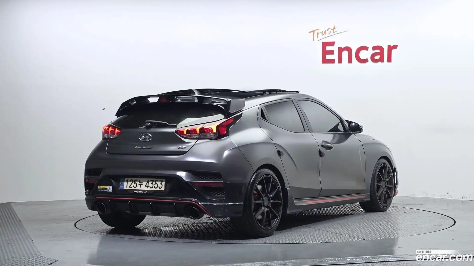Veloster Hyundai 2020.11-OUTER-002
