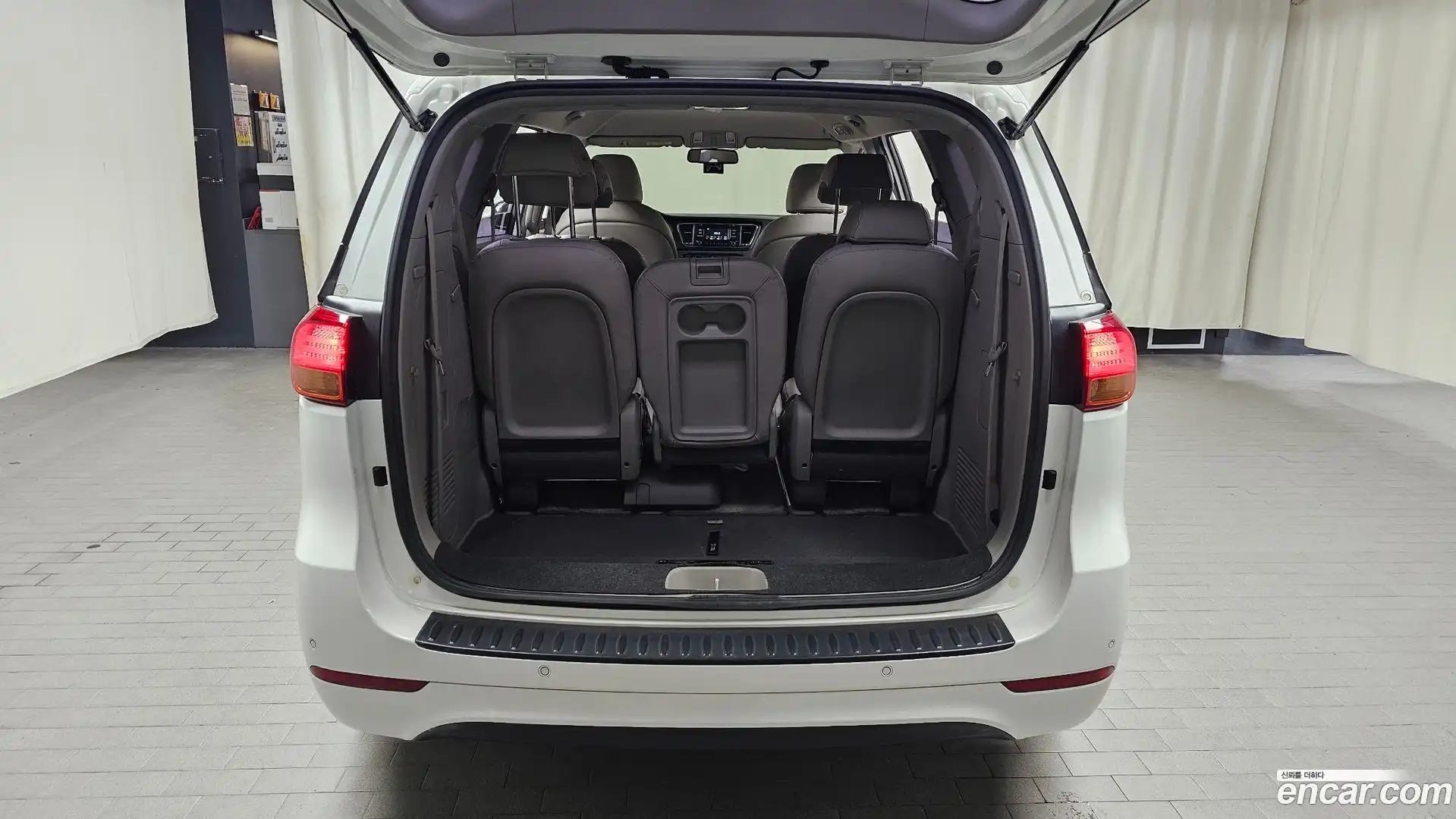 Canival Kia 2017.0-OPTION-020