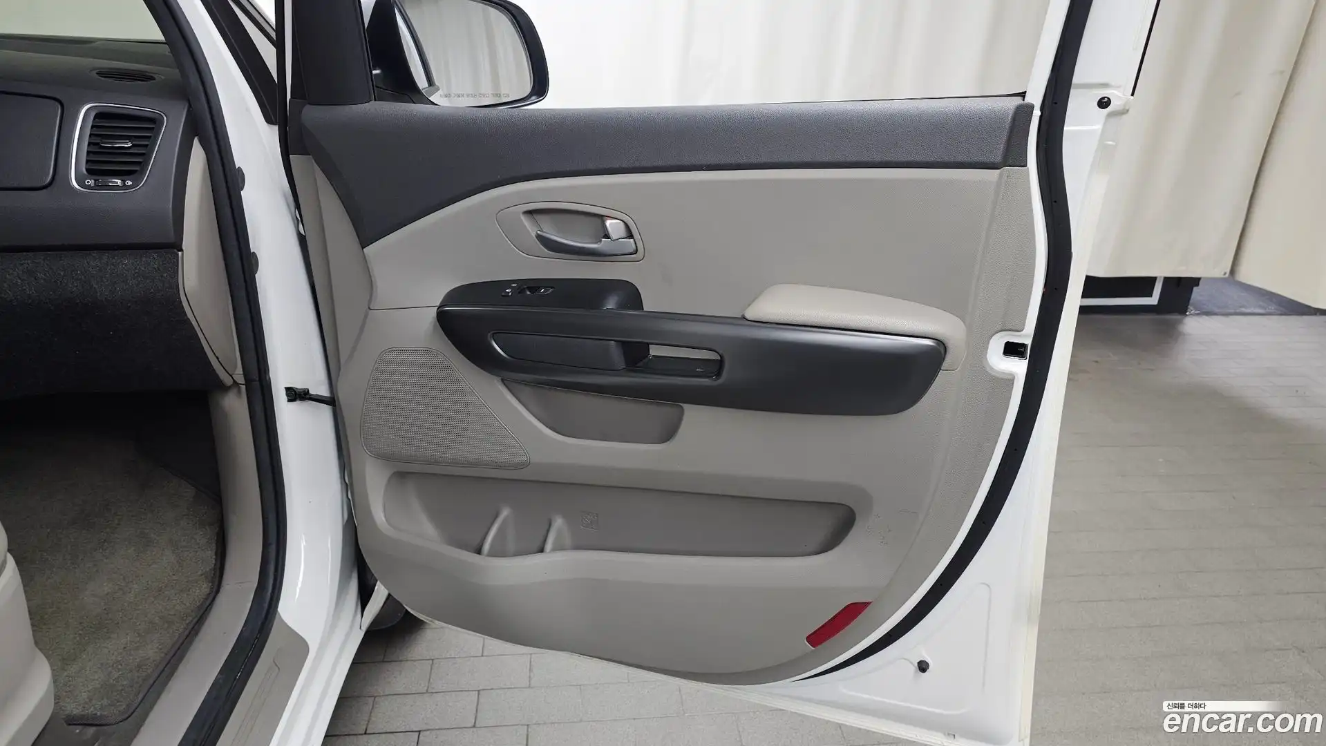 Canival Kia 2017.0-INNER-035