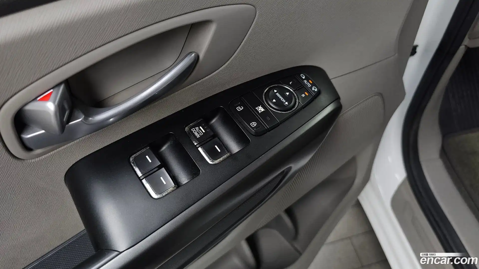 Canival Kia 2017.0-OPTION-042