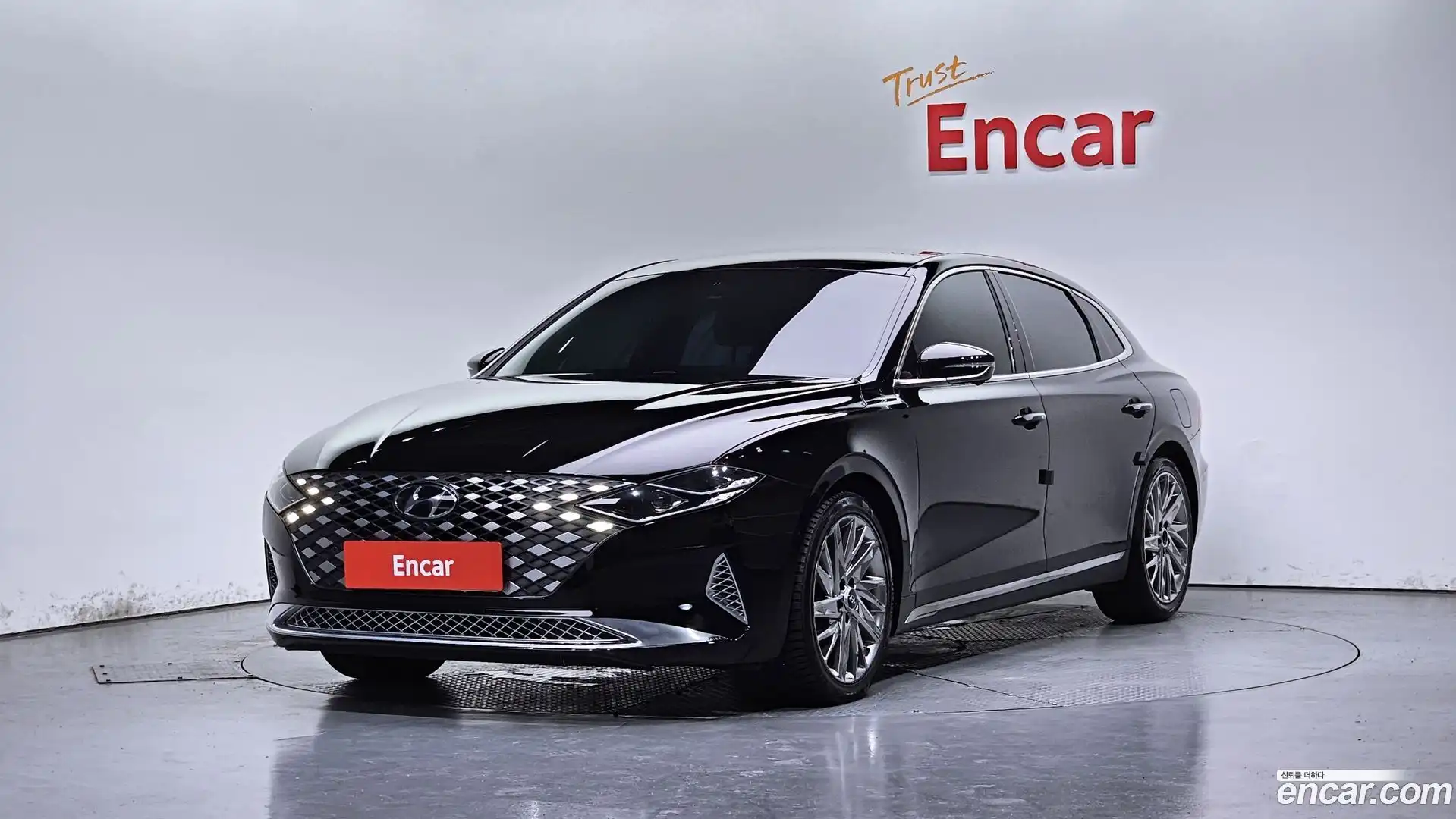 Grandeur Hyundai 2022.2-OUTER-001