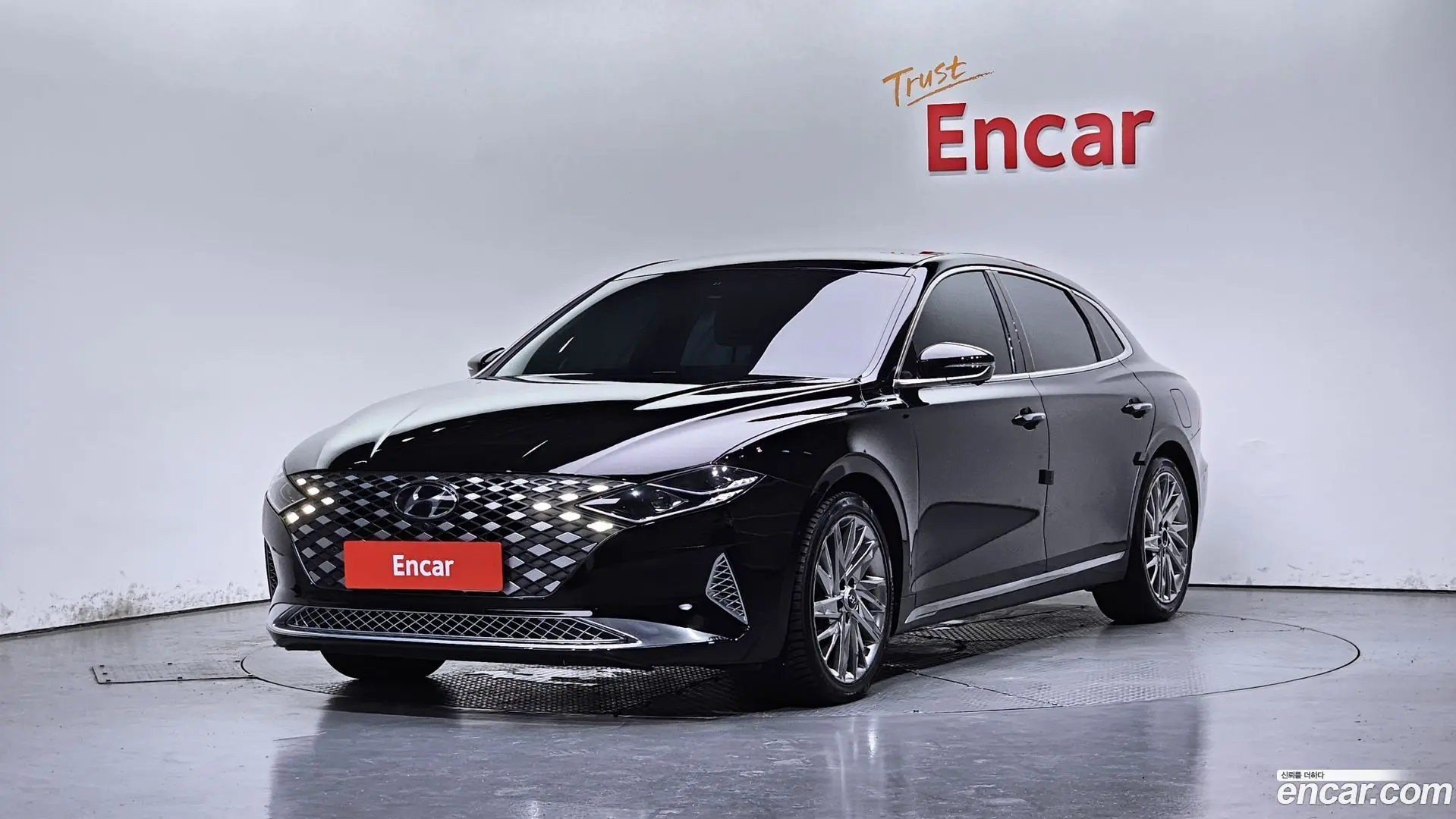 Main__Slider__Photo:Grandeur Hyundai 2022.2-0
