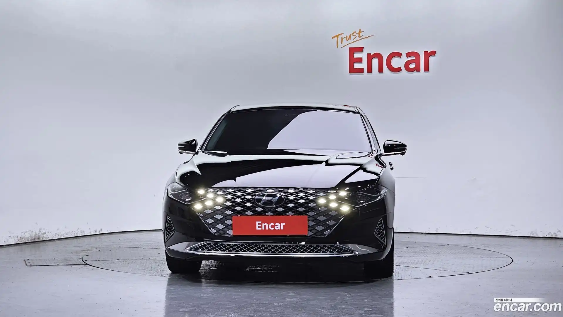 Grandeur Hyundai 2022.2-OUTER-003
