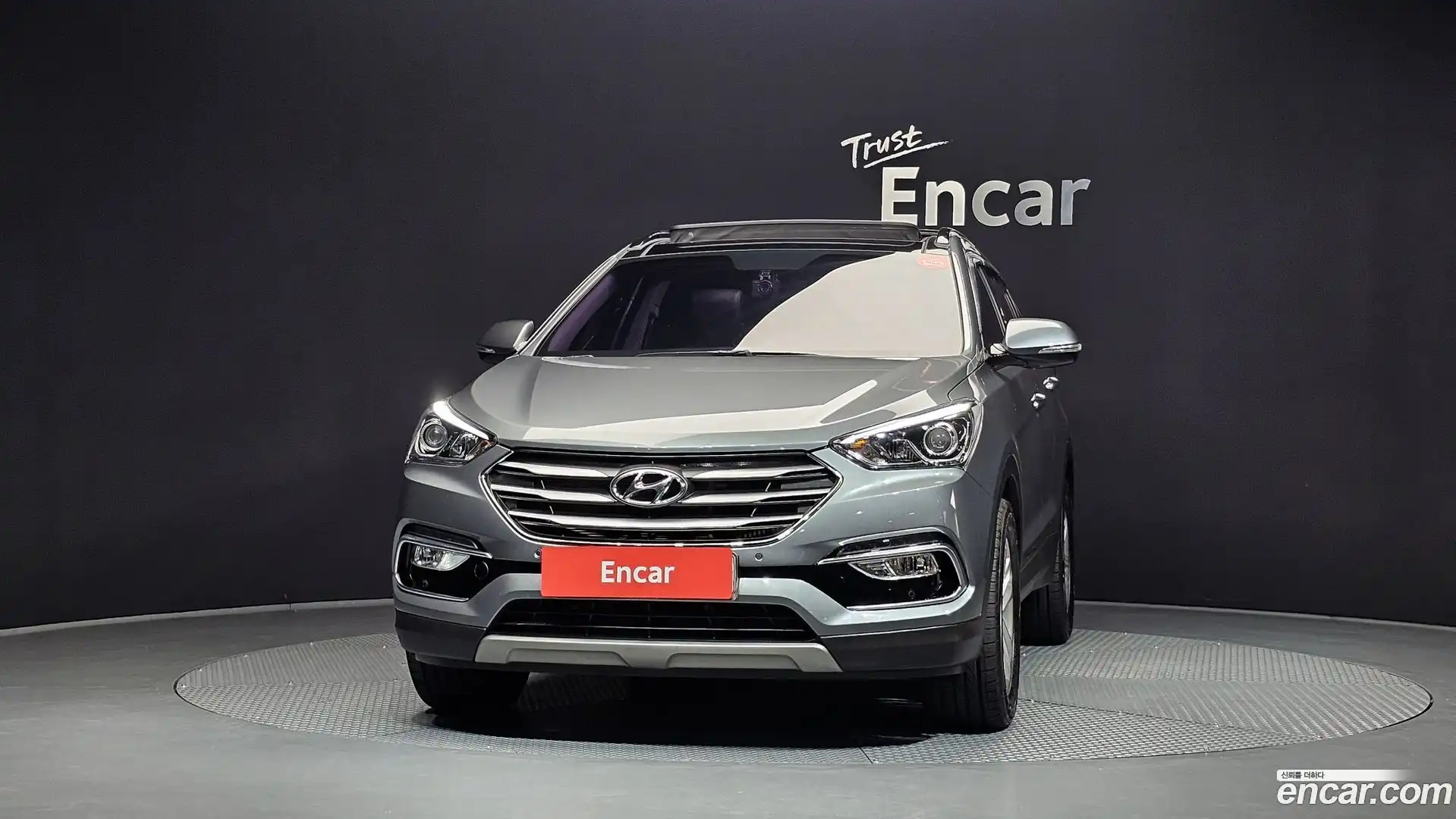 Santafe Hyundai 2017.4-OUTER-003
