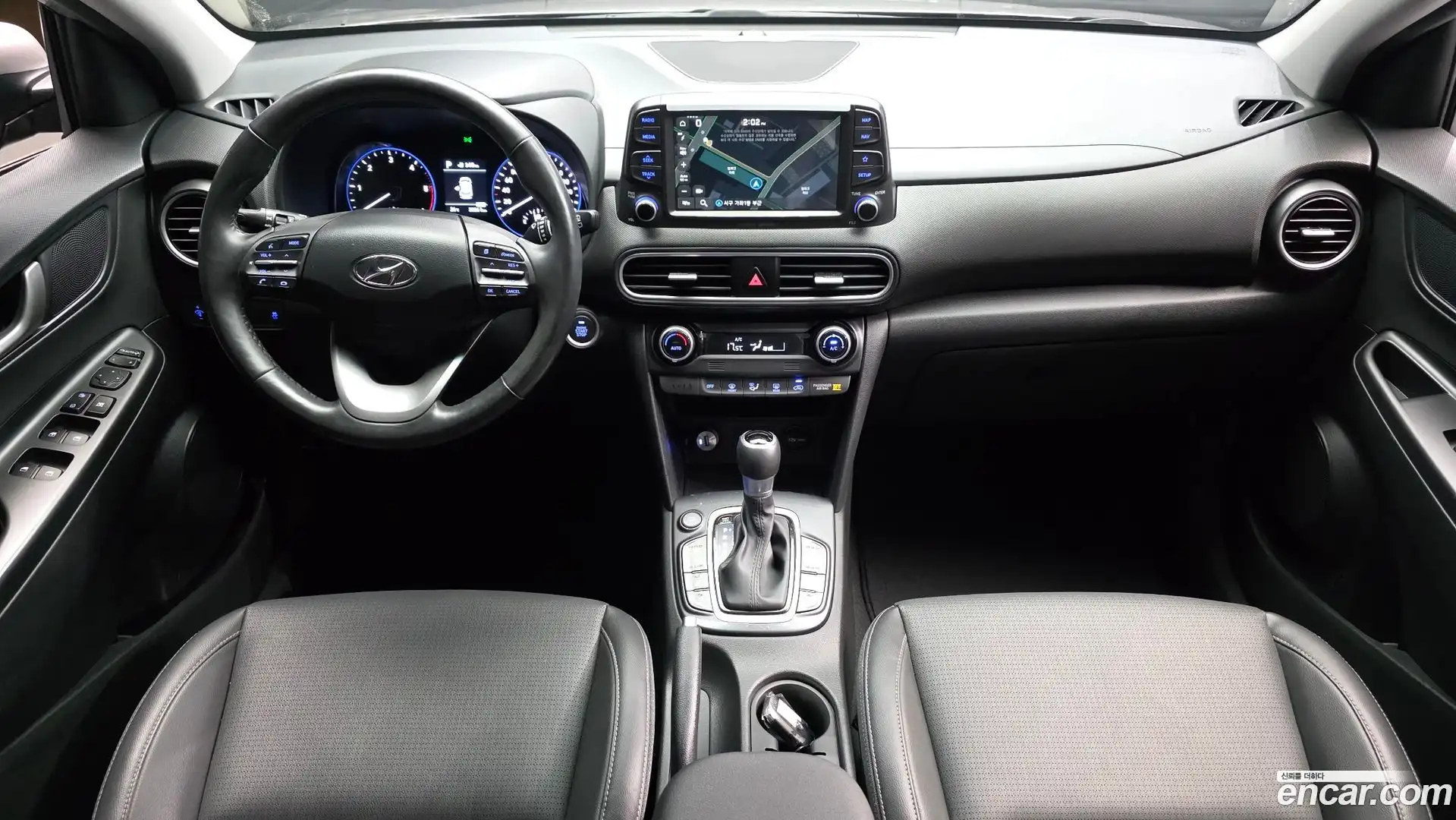 Kona Hyundai 2018.2-INNER-007