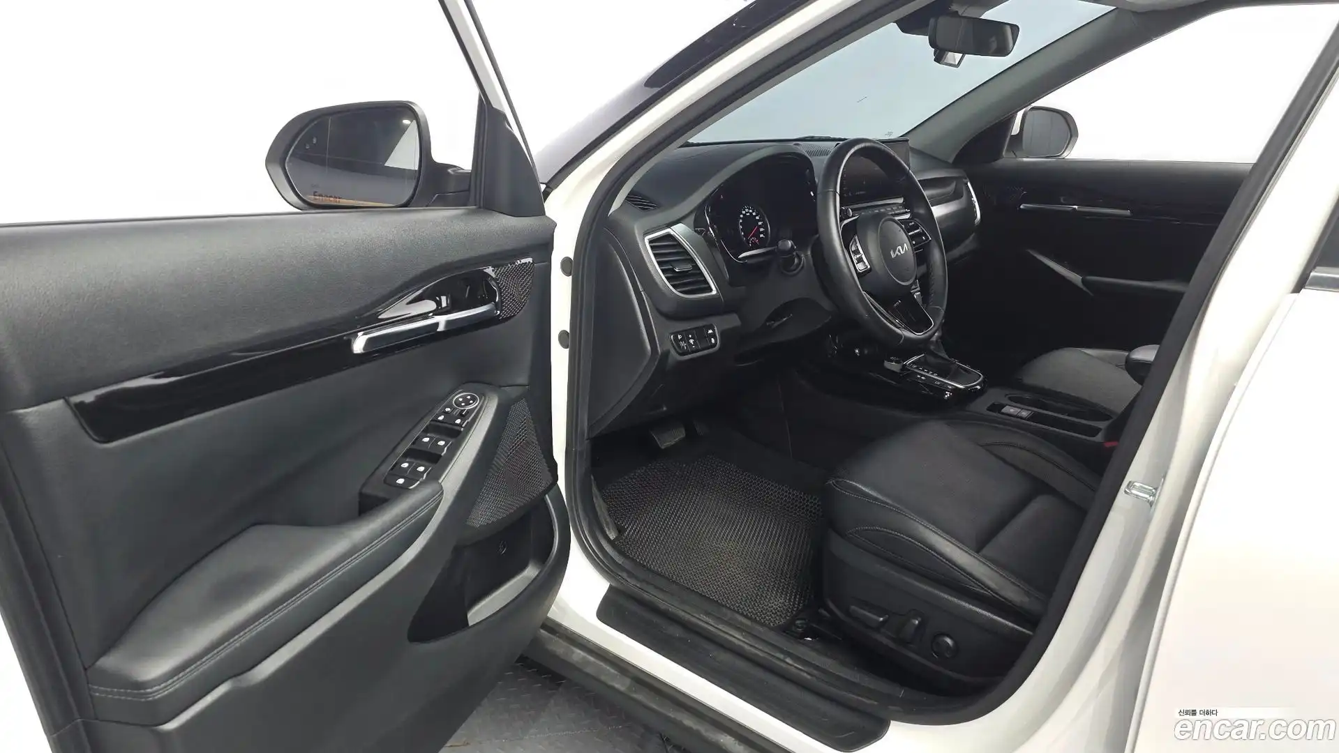 Seltos Kia 2022.8-INNER-010