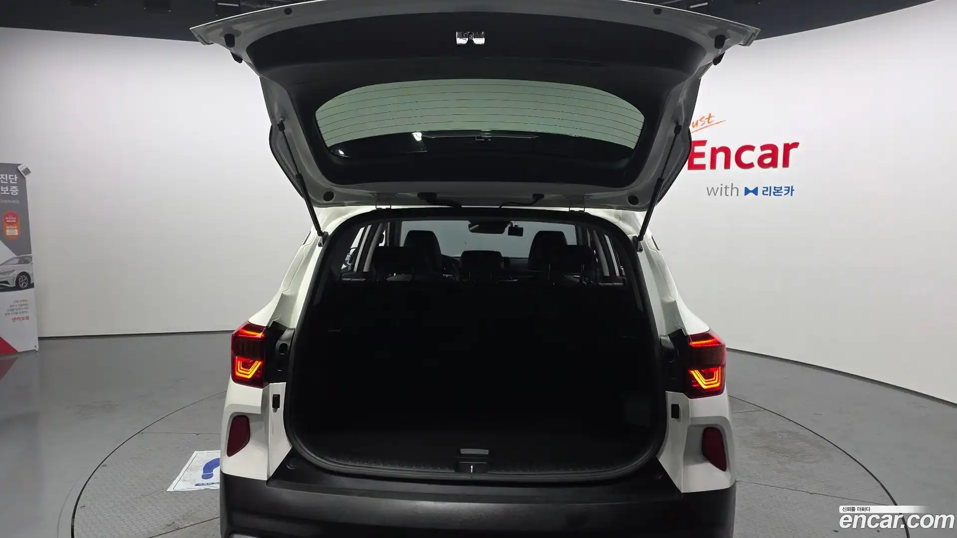 Seltos Kia 2022.8-OPTION-024