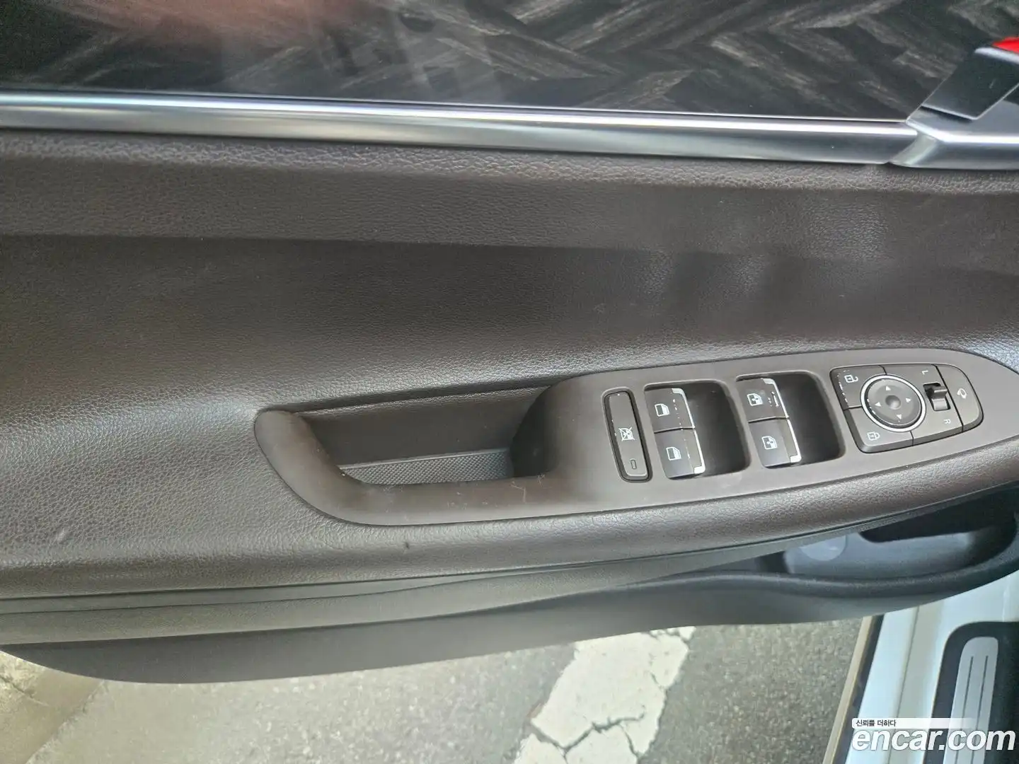 Grandeur Hyundai 2019.10-OUTER-005