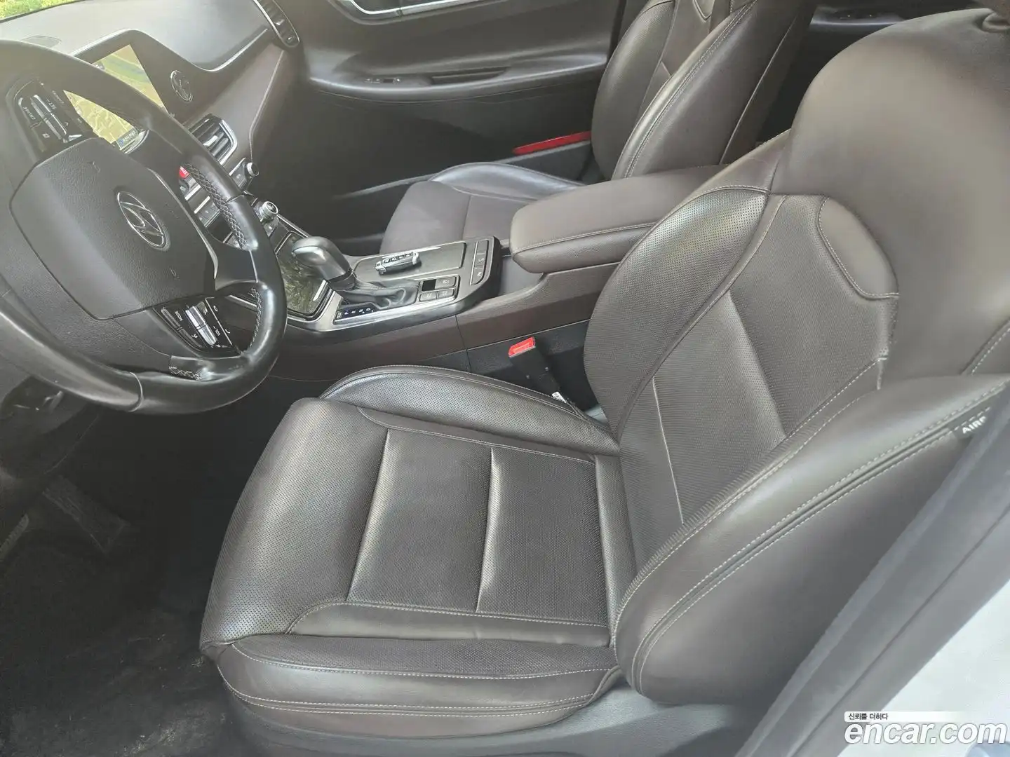 Grandeur Hyundai 2019.10-INNER-007