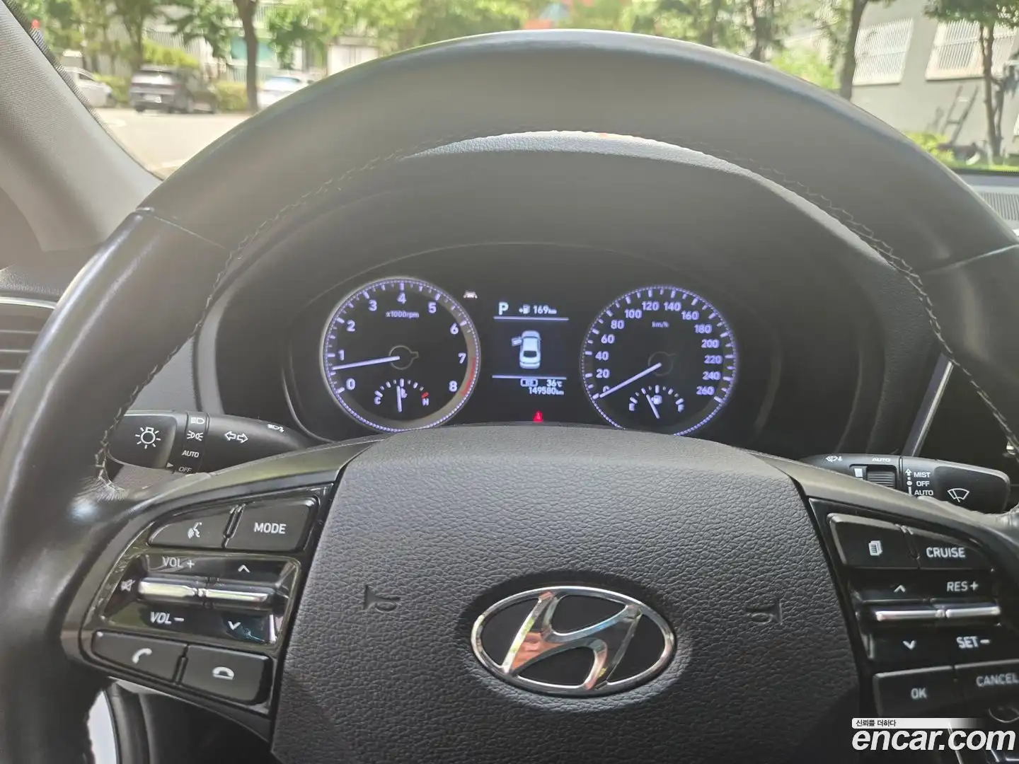 Grandeur Hyundai 2019.10-INNER-010