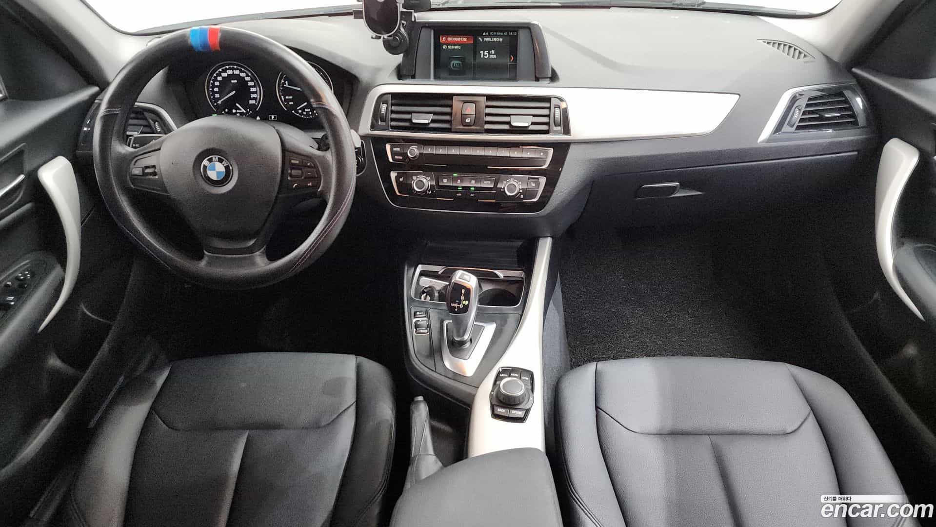 1-Series BMW 2017.10-INNER-007