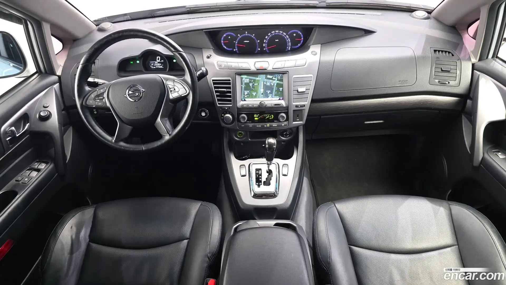 KORANDO KG Mobility 2018.2-INNER-007