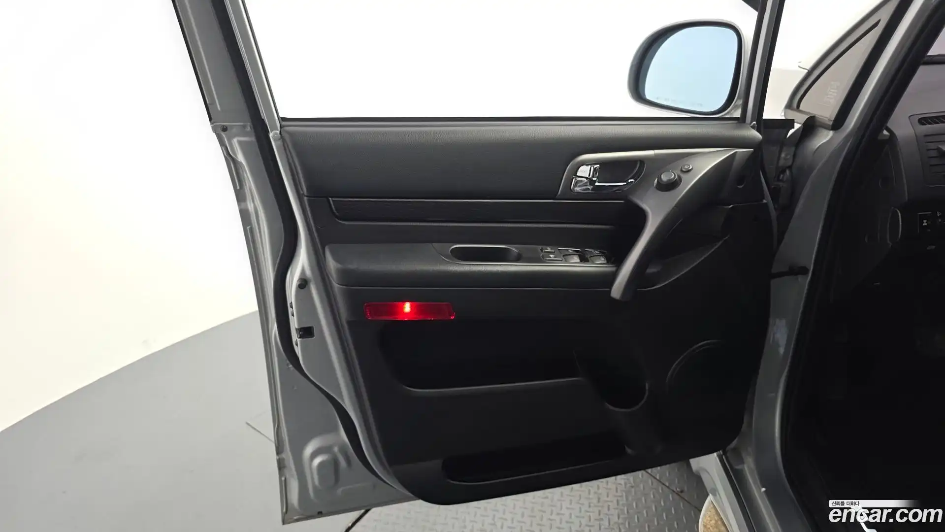 KORANDO KG Mobility 2018.2-INNER-034