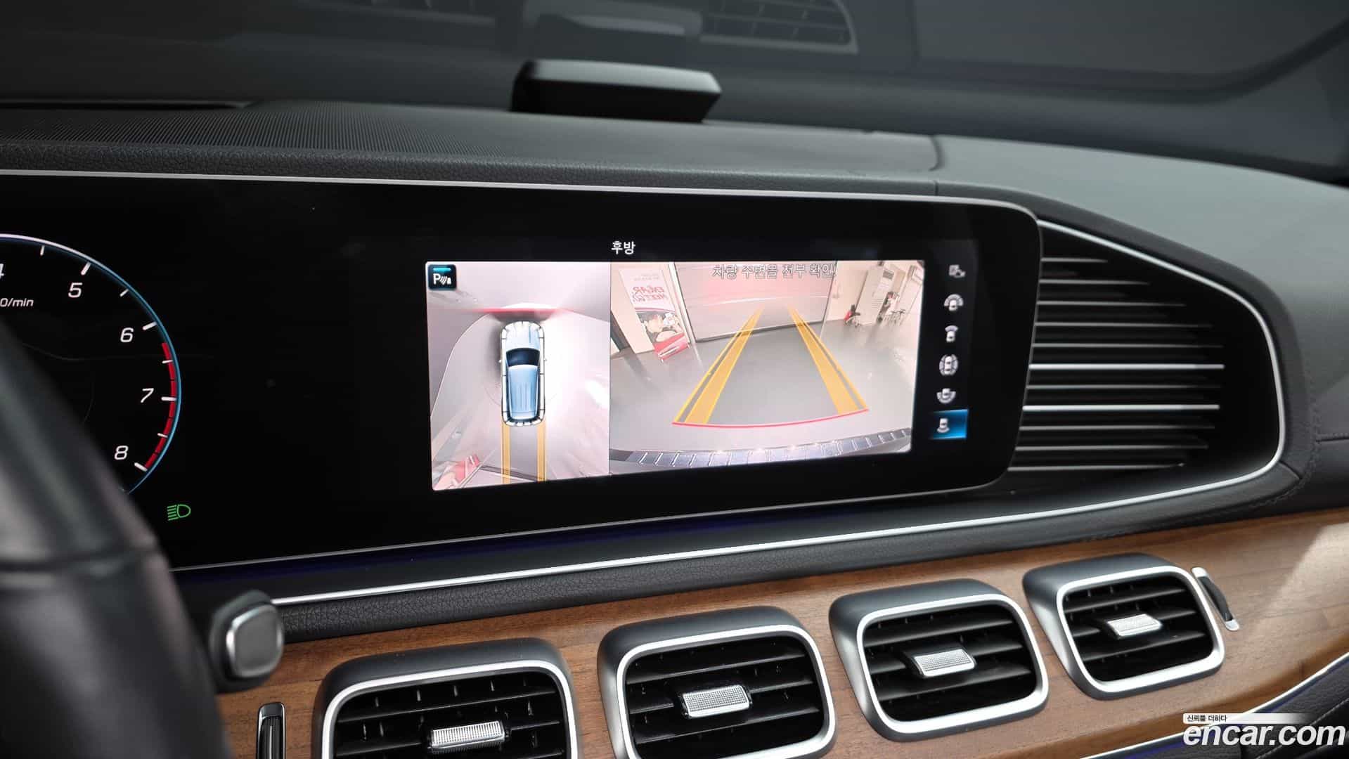 GLE-Class Mercedes-Benz 2020.6-OPTION-018