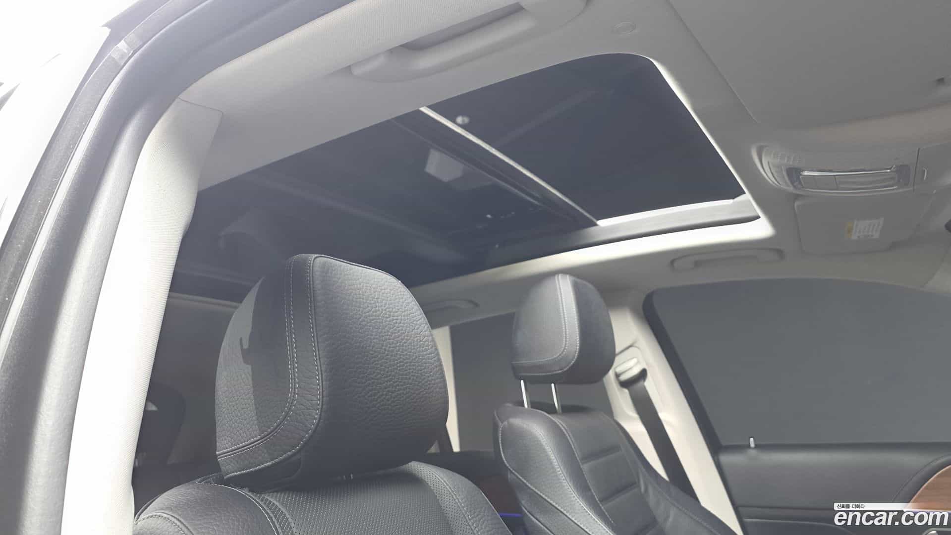 GLE-Class Mercedes-Benz 2020.6-OPTION-021