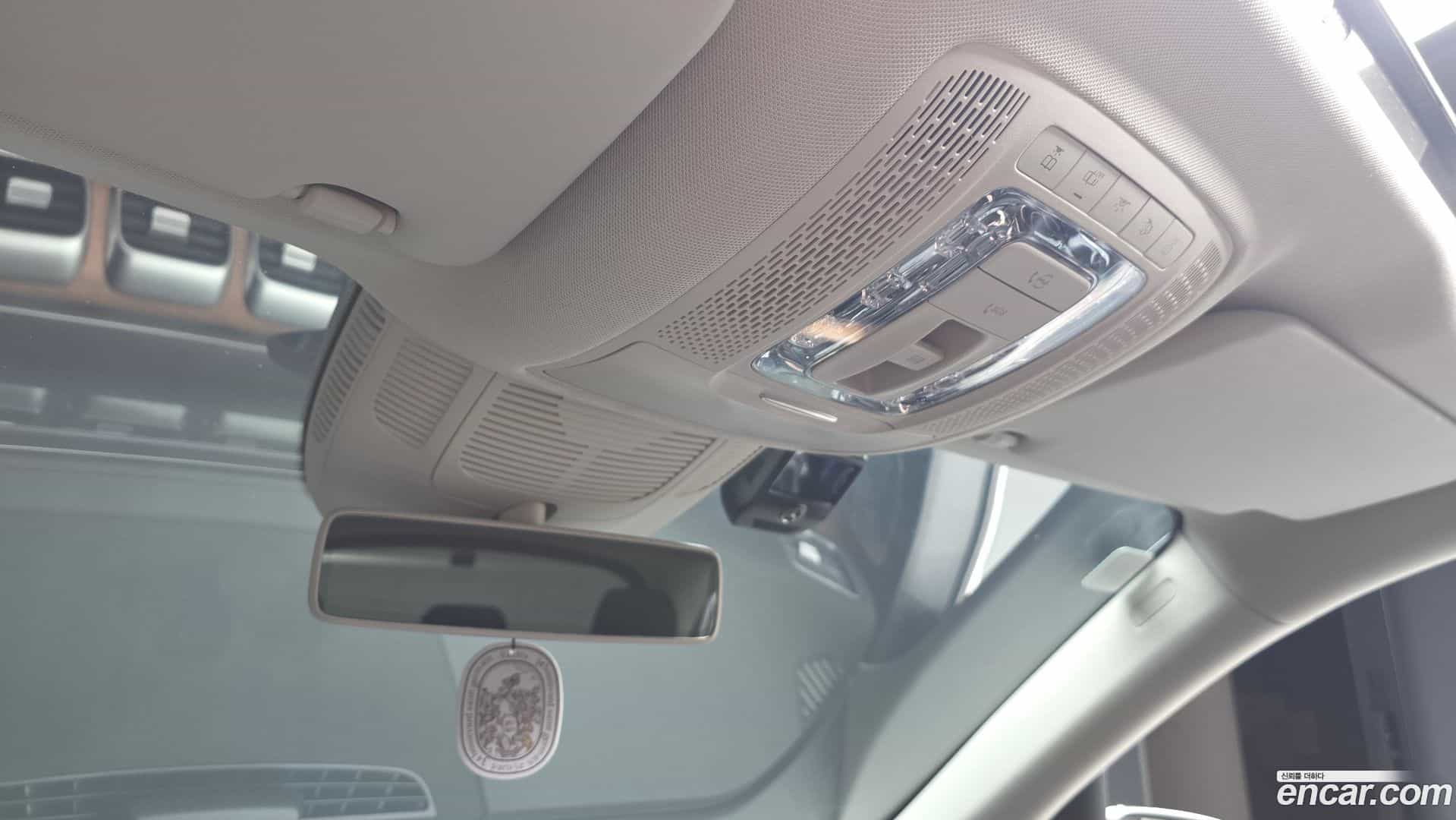 GLE-Class Mercedes-Benz 2020.6-OPTION-043