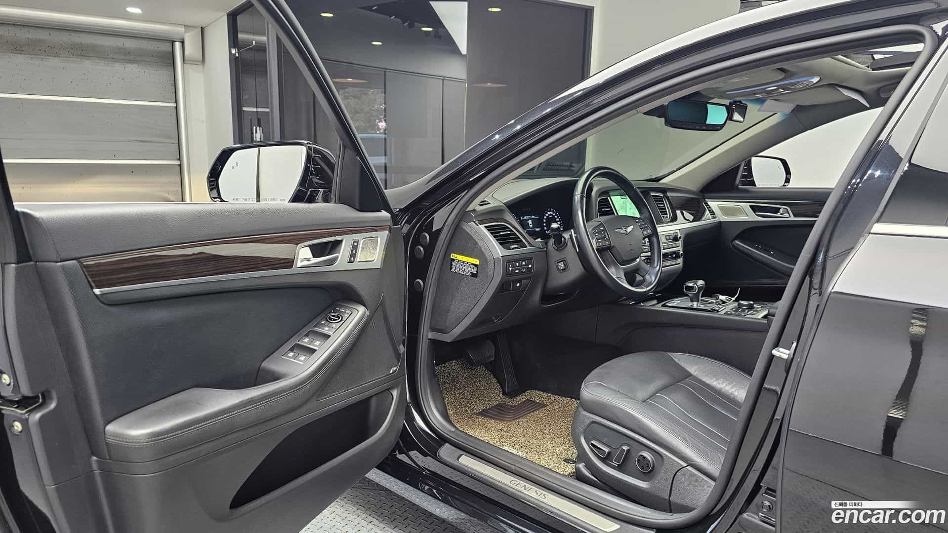 G80 Genesis 2017.9-INNER-010