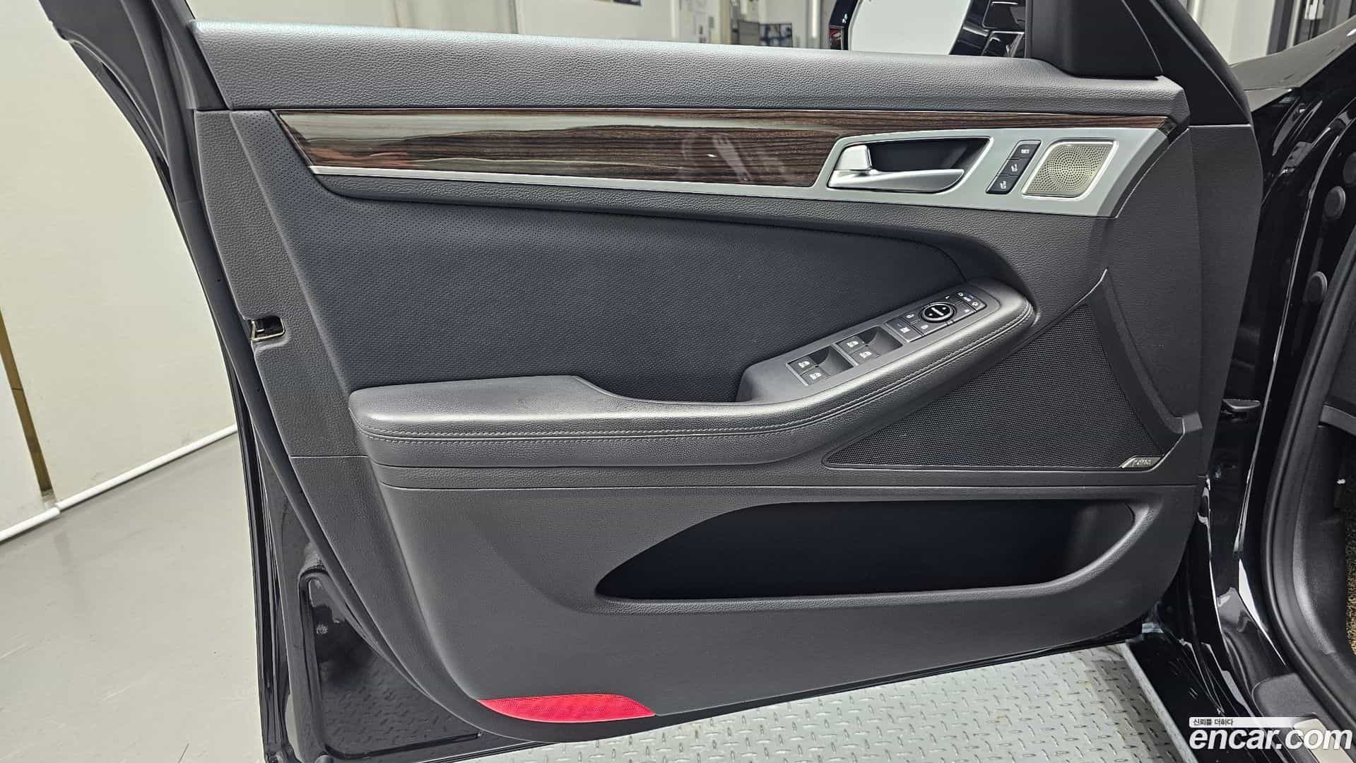G80 Genesis 2017.9-INNER-034