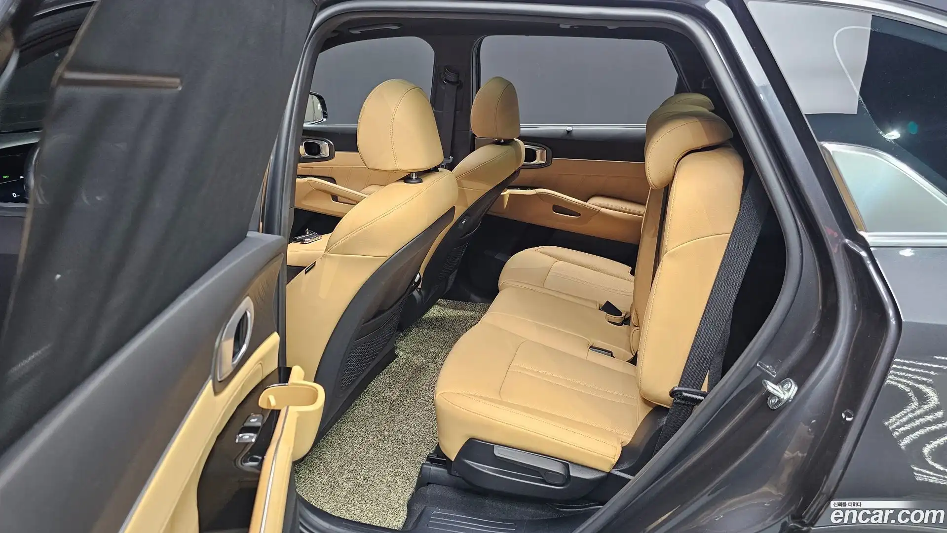 Sorento Kia 2023.3-INNER-036