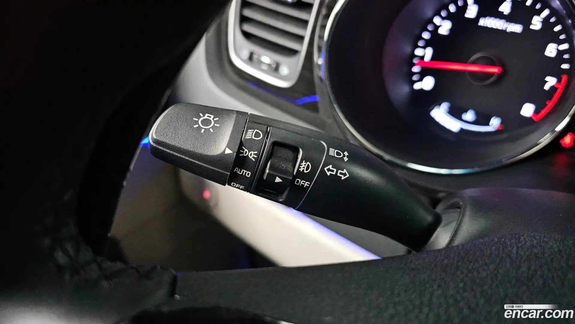 Canival Kia 2019.9-OPTION-040