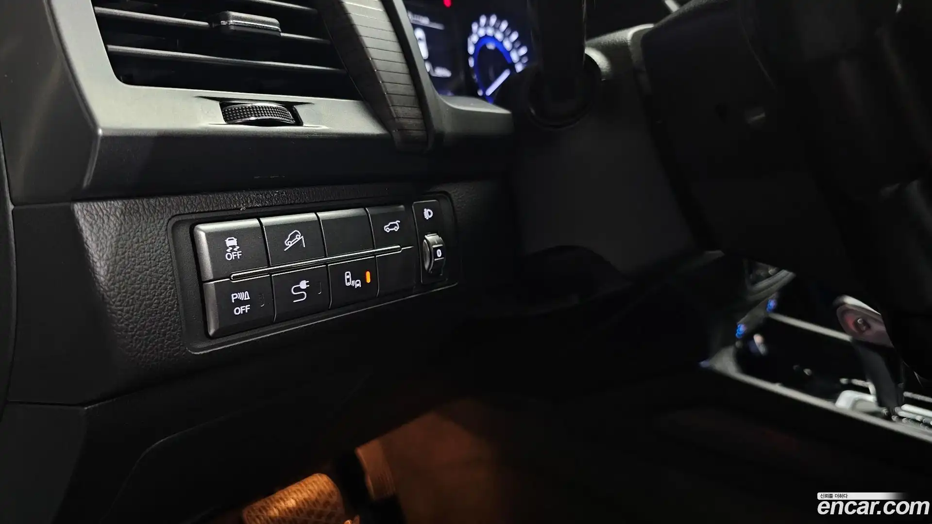 Rexton KG Mobility 2020.9-OPTION-021