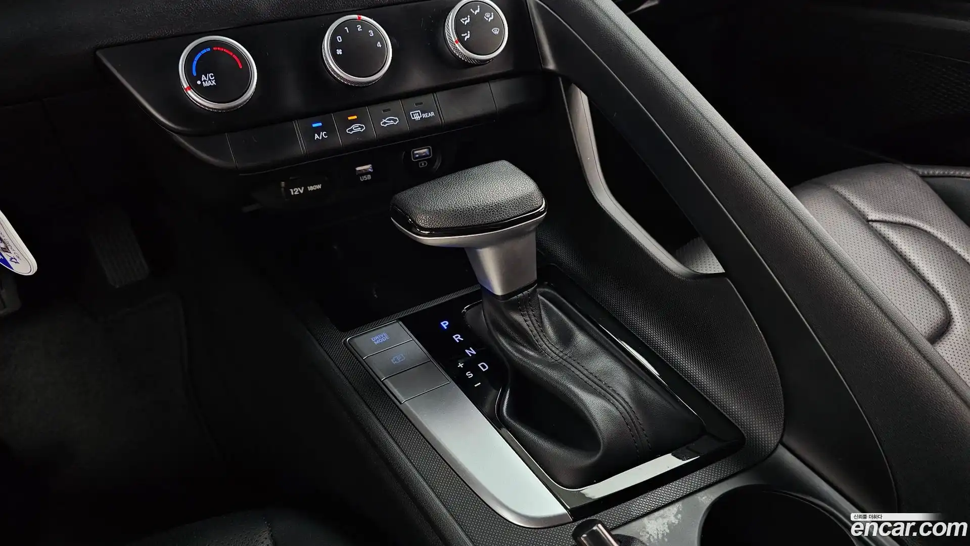 AVANTE Hyundai 2022.6-INNER-009