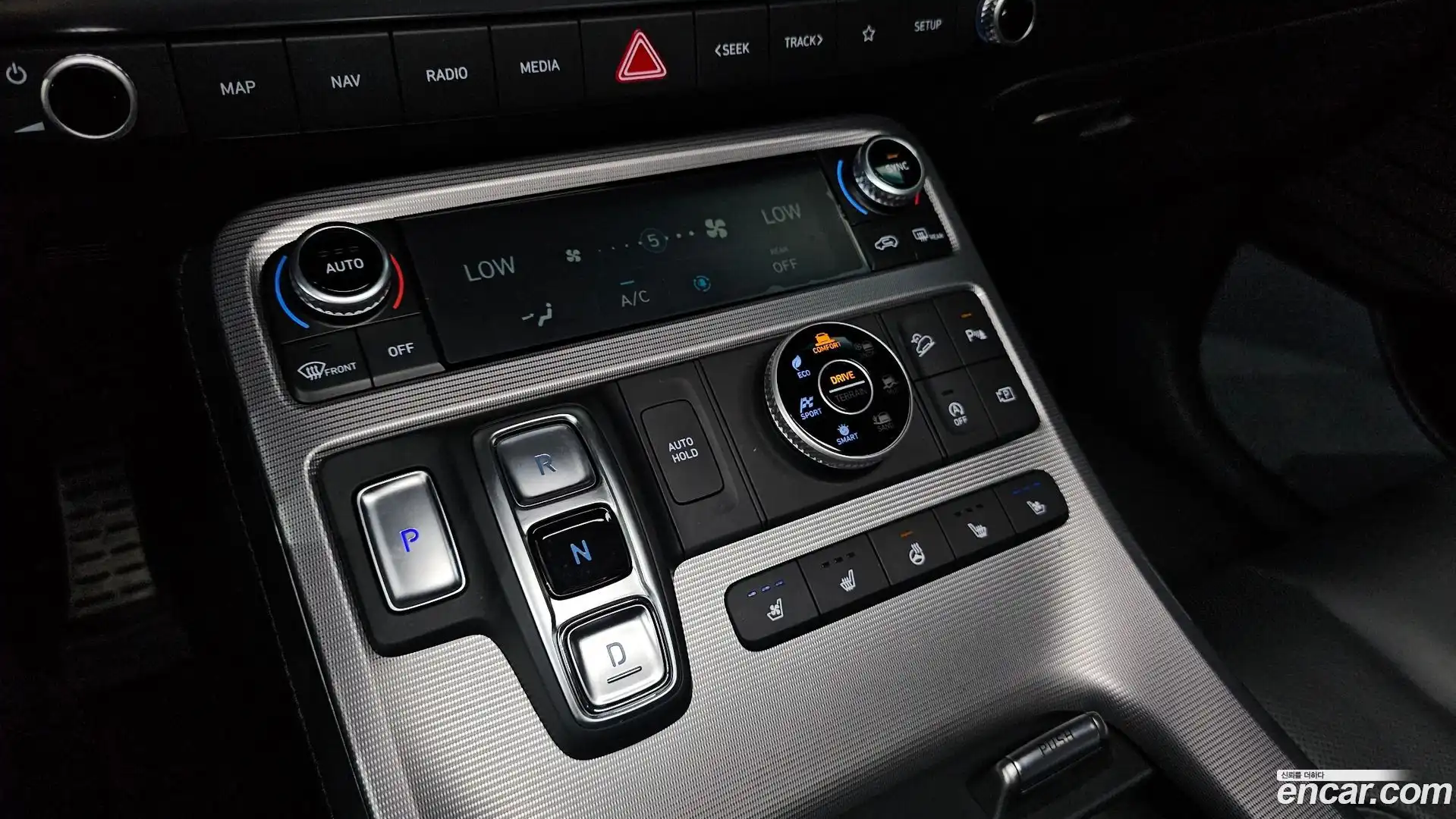 Palisade Hyundai 2023.3-INNER-009