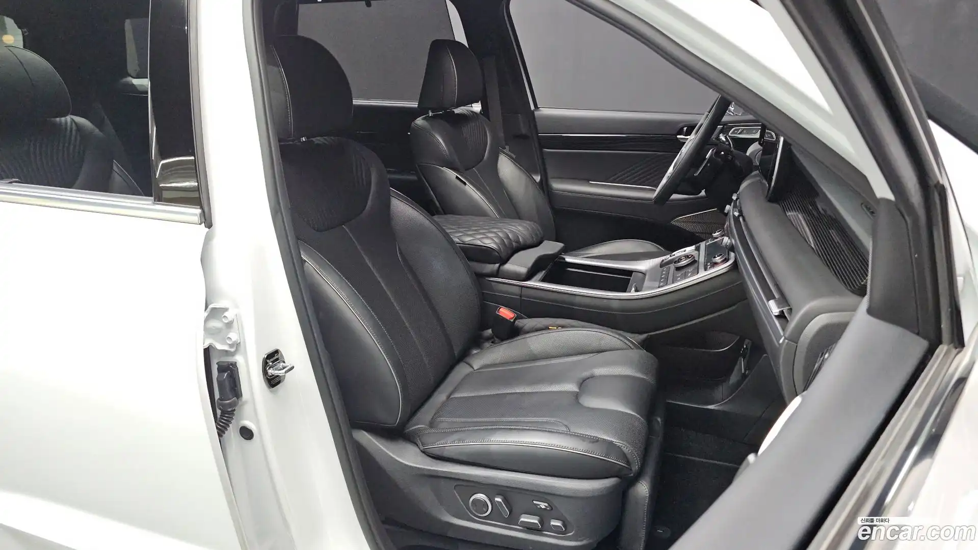 Palisade Hyundai 2023.3-OPTION-016