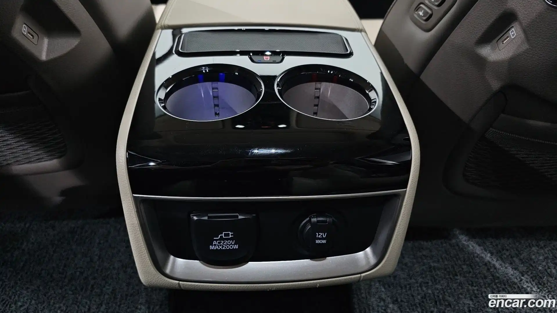 Canival Kia 2024.2-OPTION-046