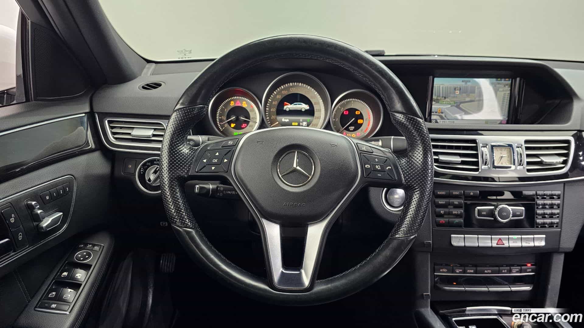 E-Class Mercedes-Benz 2015.1-OPTION-018