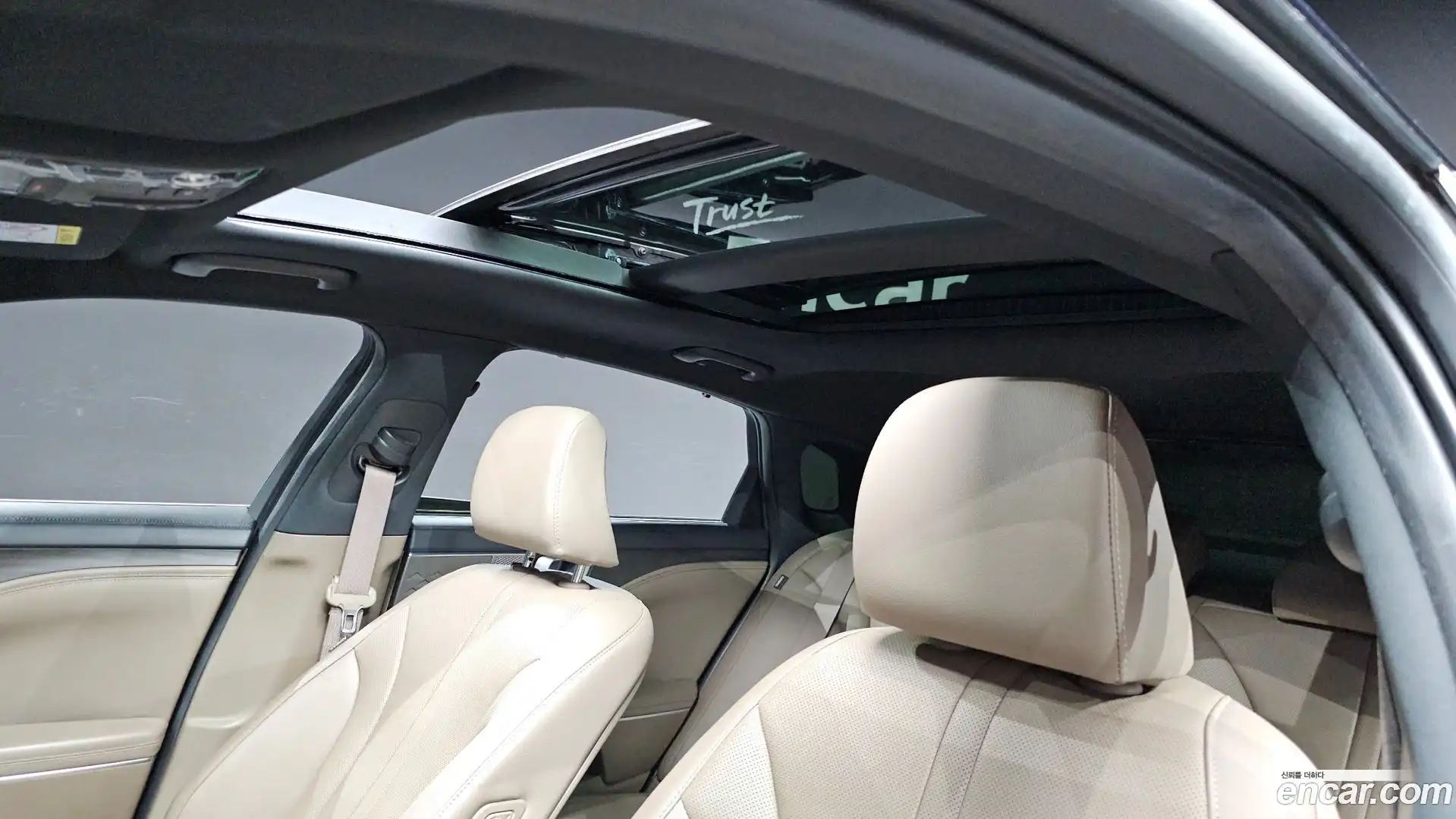 K8 Kia 2023.4-OPTION-040