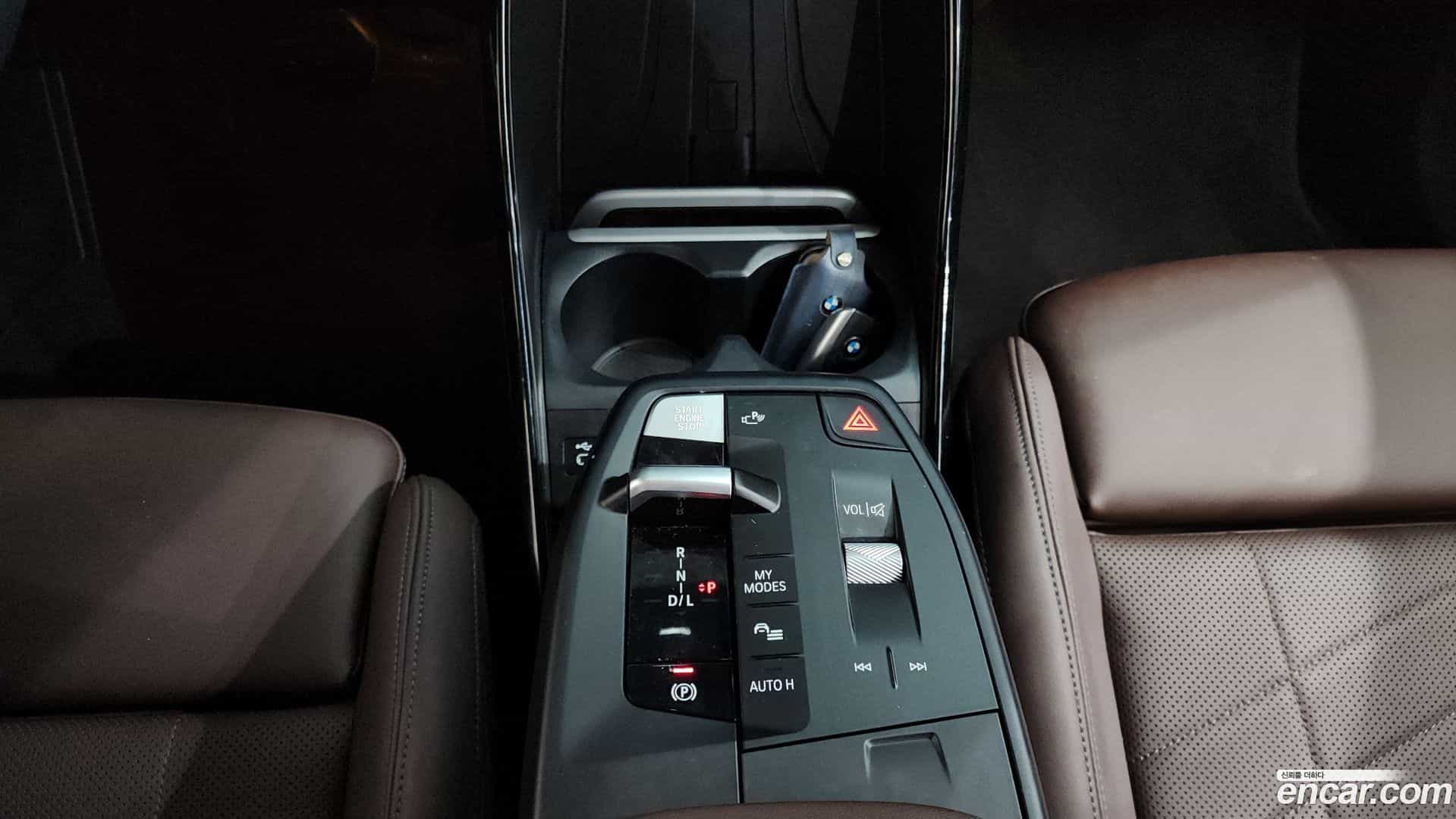 2-Series BMW 2024.5-INNER-009