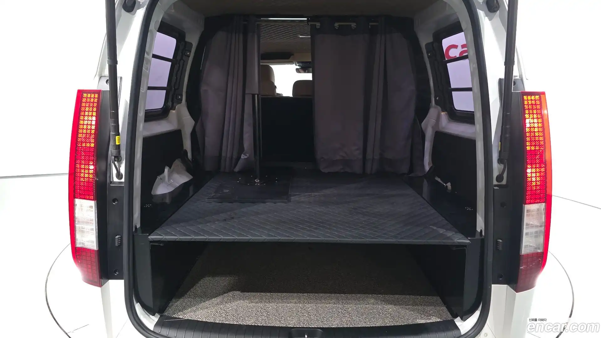 Staria Hyundai 2021.8-OPTION-024