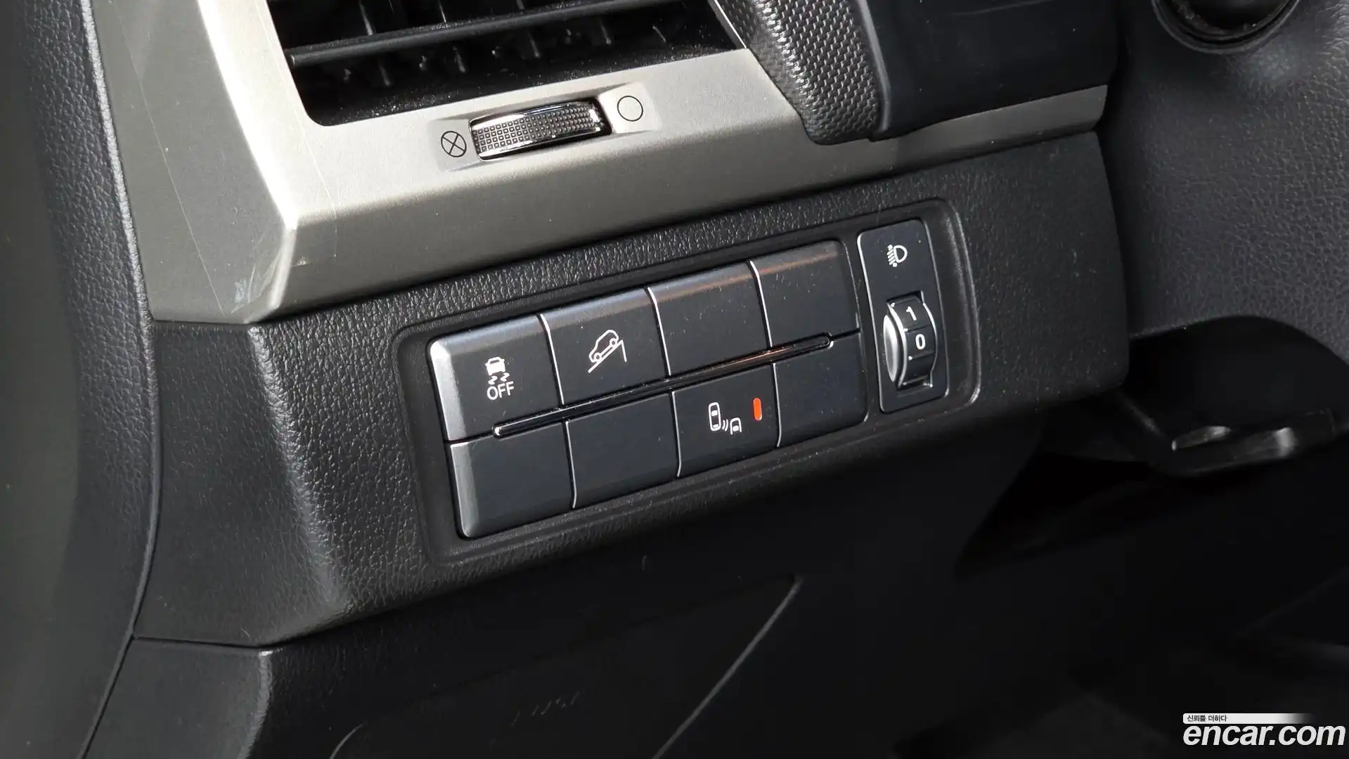 Rexton KG Mobility 2018.4-OPTION-019