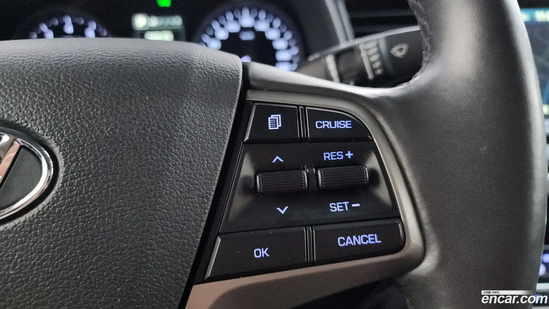 AVANTE Hyundai 2016.0-OPTION-020