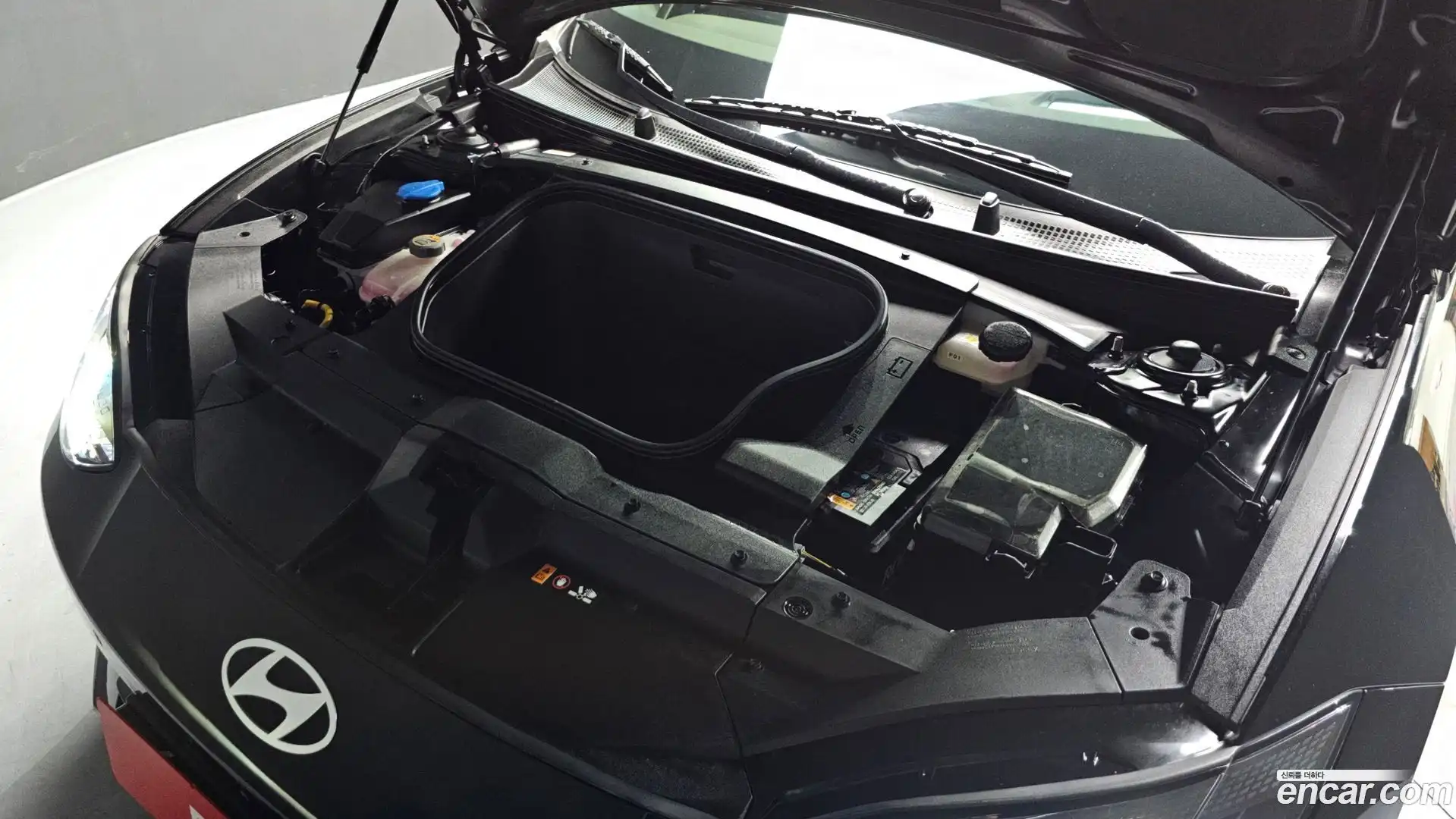 Ioniq6 Hyundai 2023.11-OUTER-006