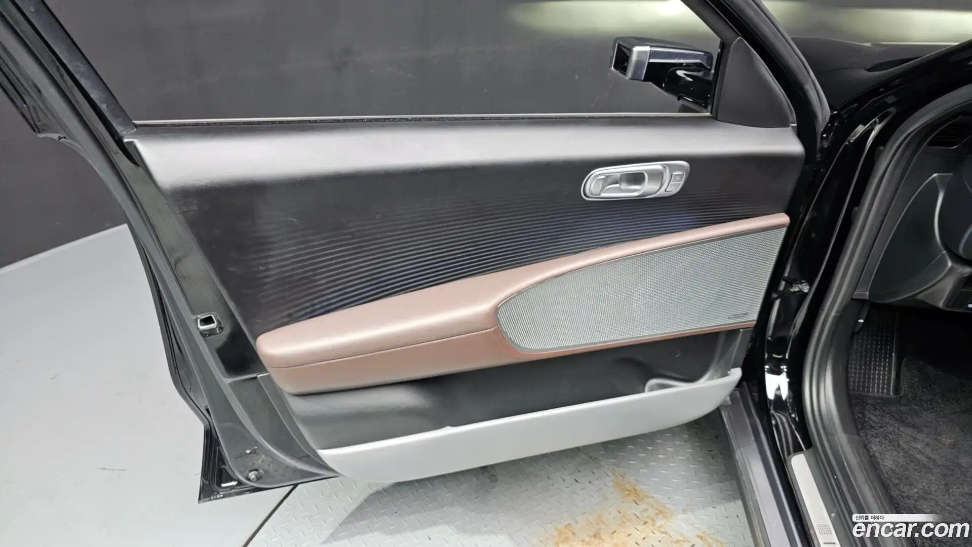 Ioniq6 Hyundai 2023.11-INNER-034