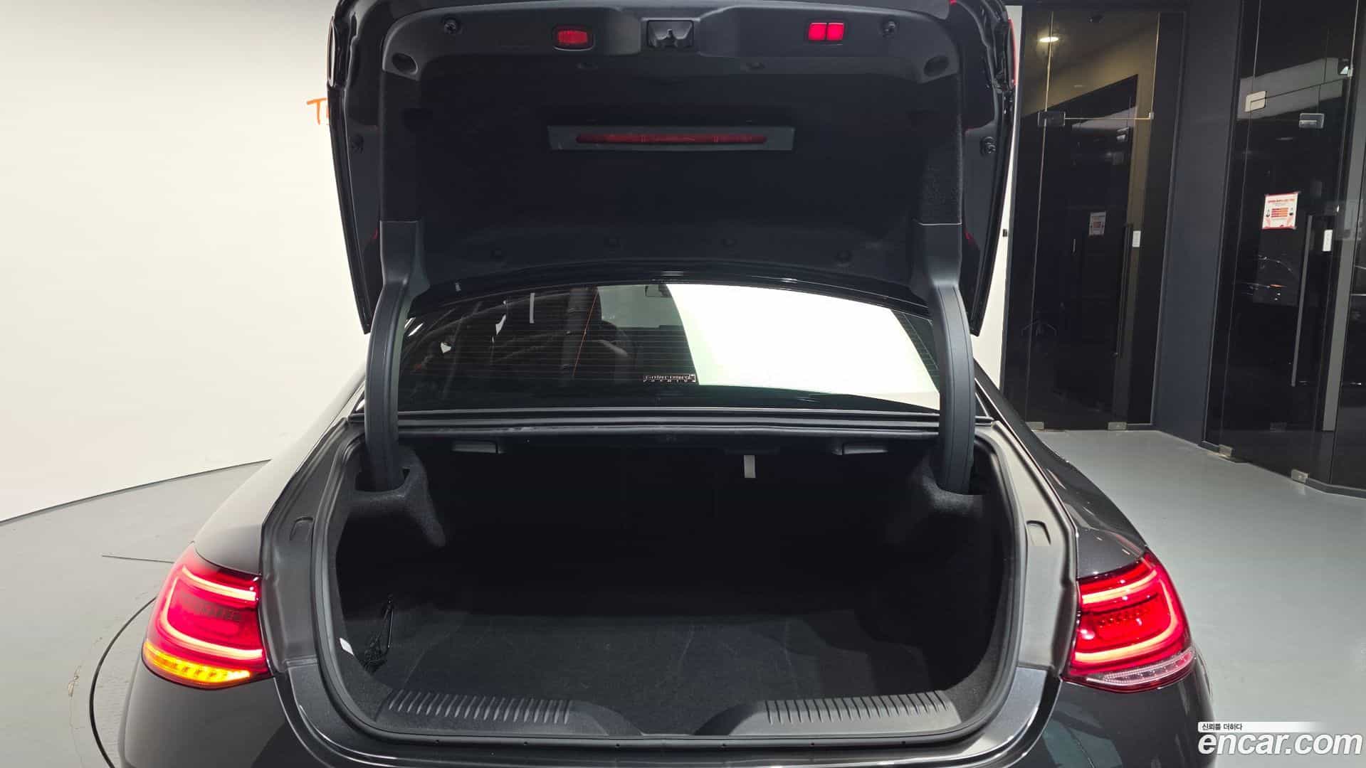 CLS-Class Mercedes-Benz 2022.6-OPTION-024