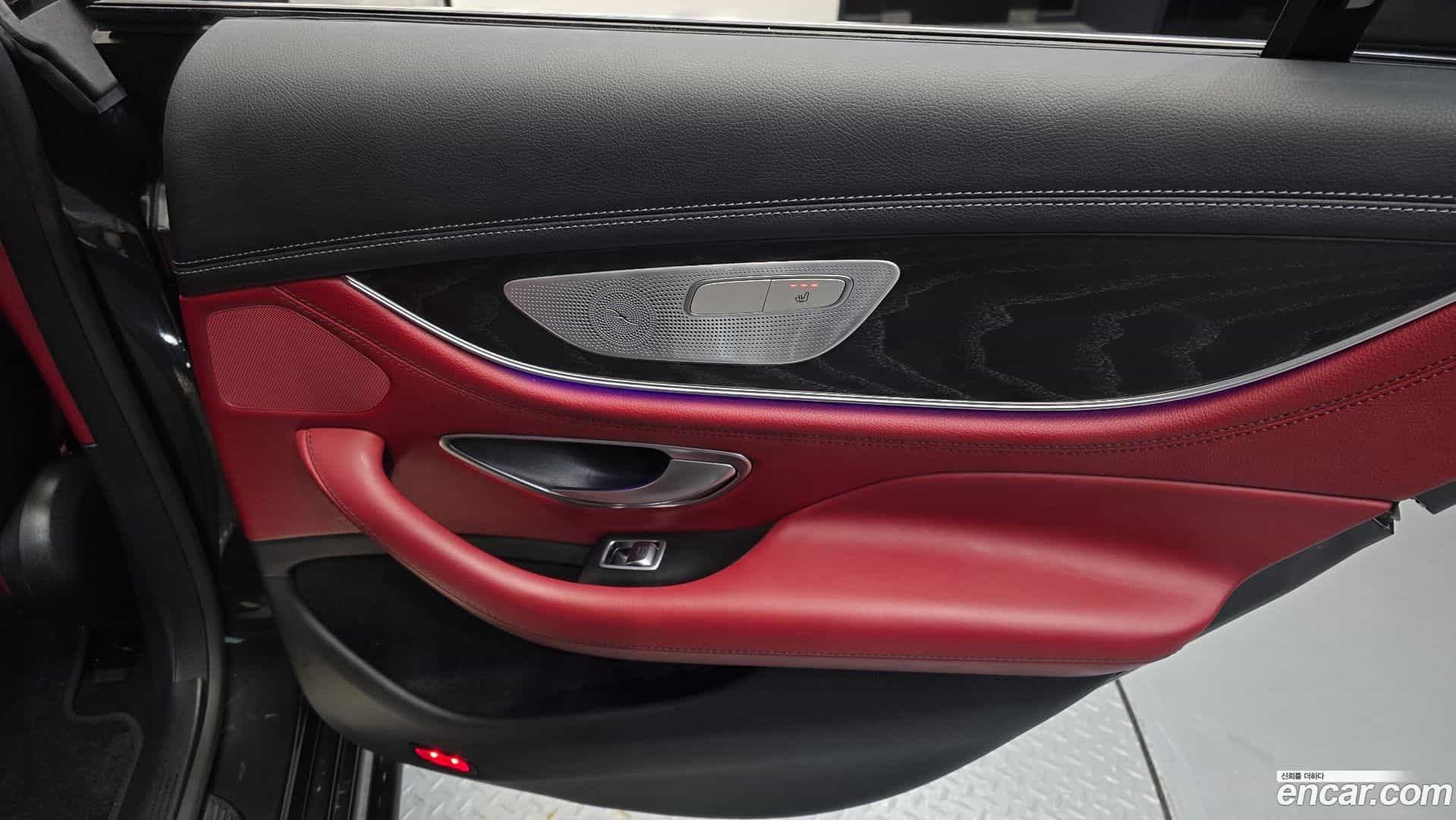 CLS-Class Mercedes-Benz 2022.6-INNER-035