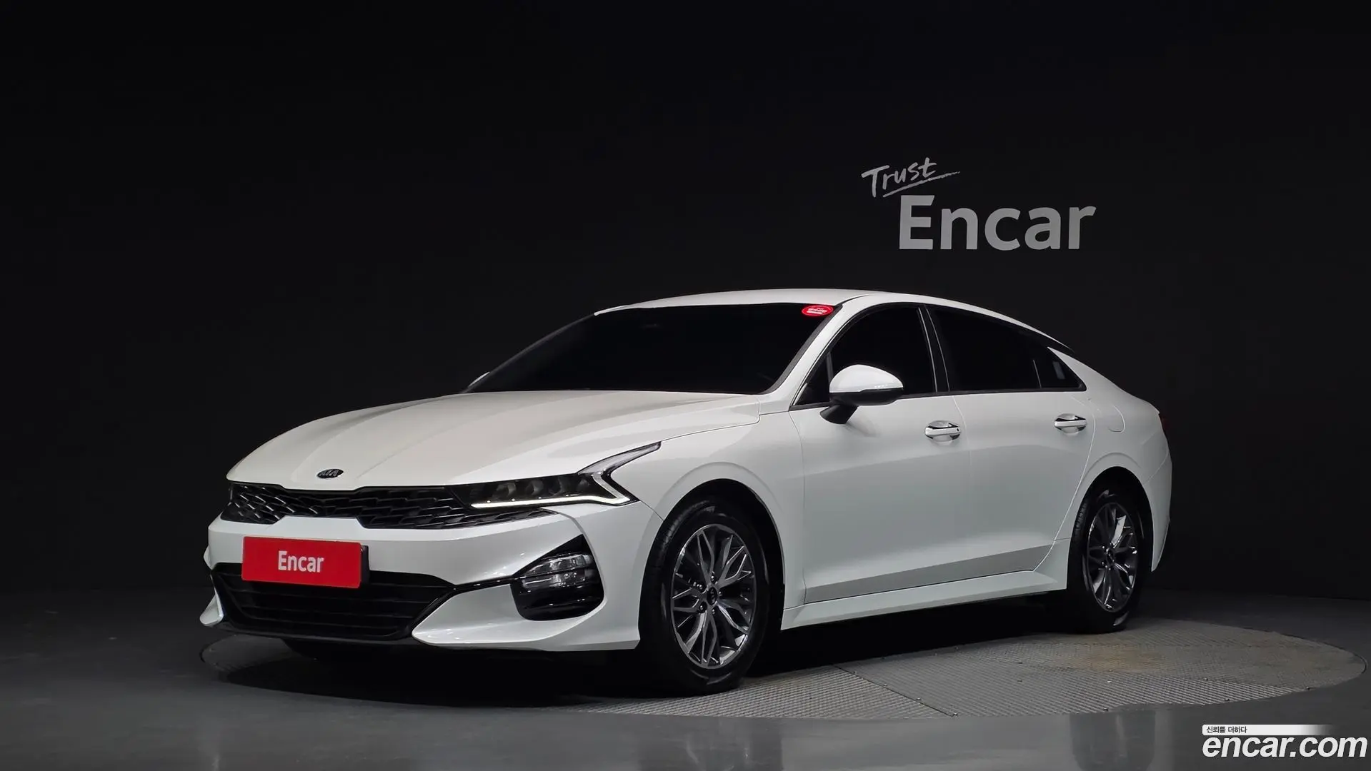 Main__Slider__Photo:K5 Kia 2021.3-0