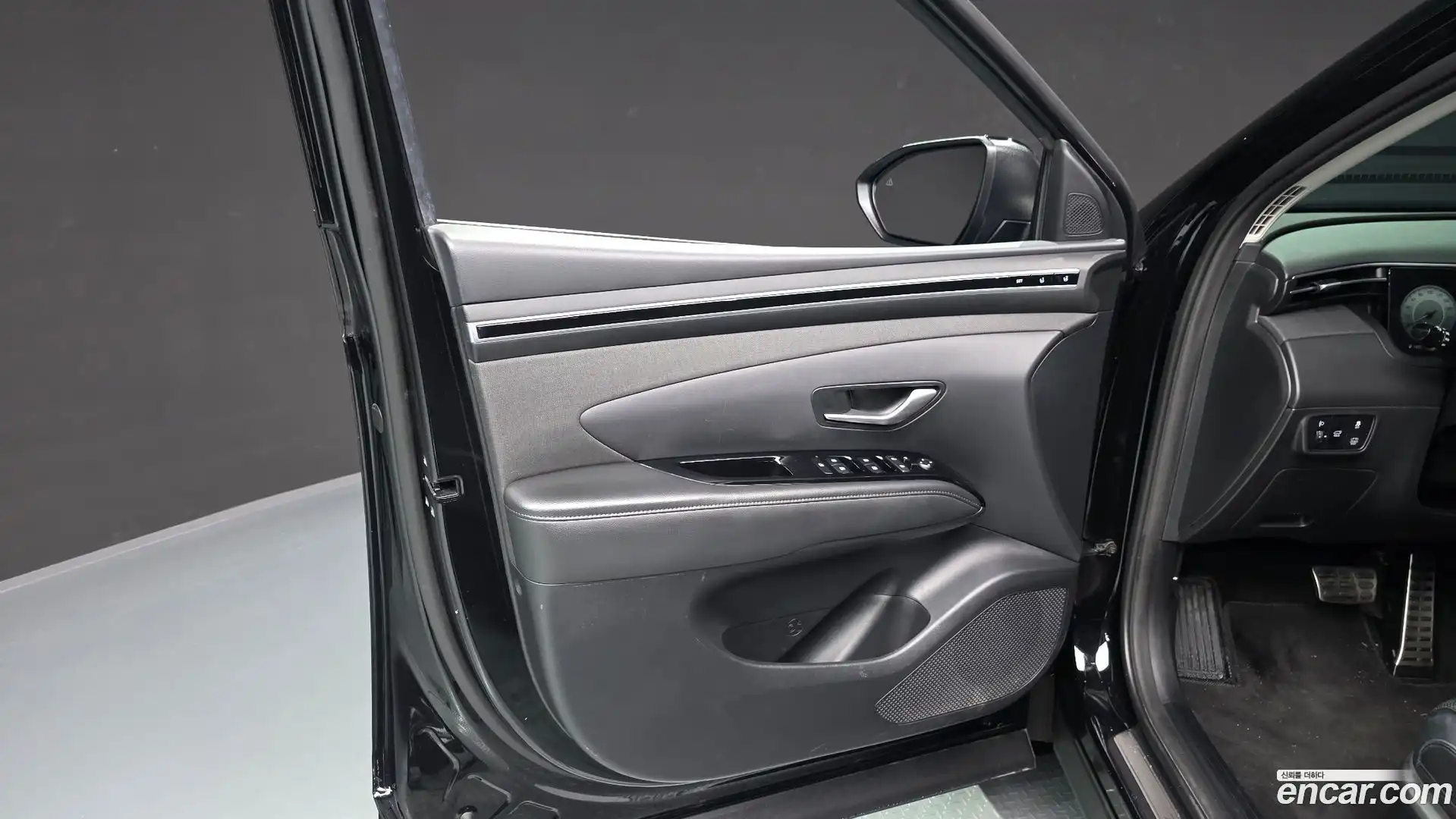 Tucson Hyundai 2021.1-INNER-034