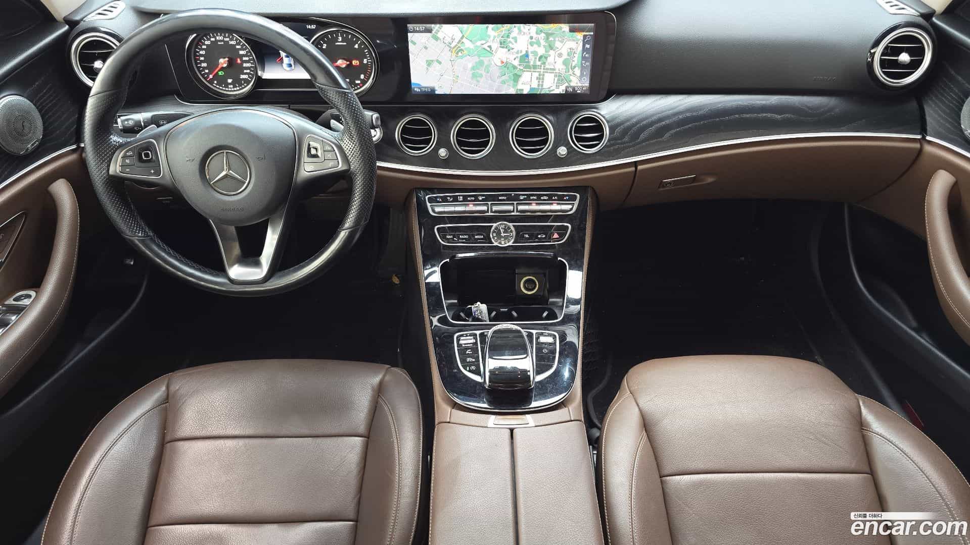 E-Class Mercedes-Benz 2017.4-INNER-007
