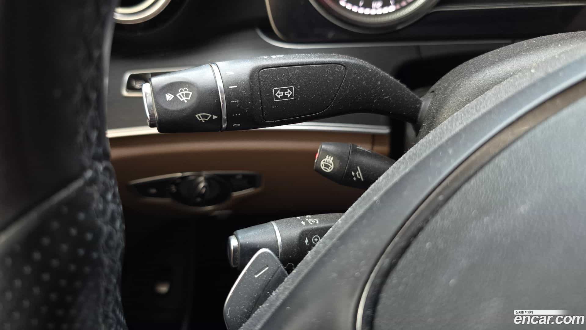 E-Class Mercedes-Benz 2017.4-OPTION-019