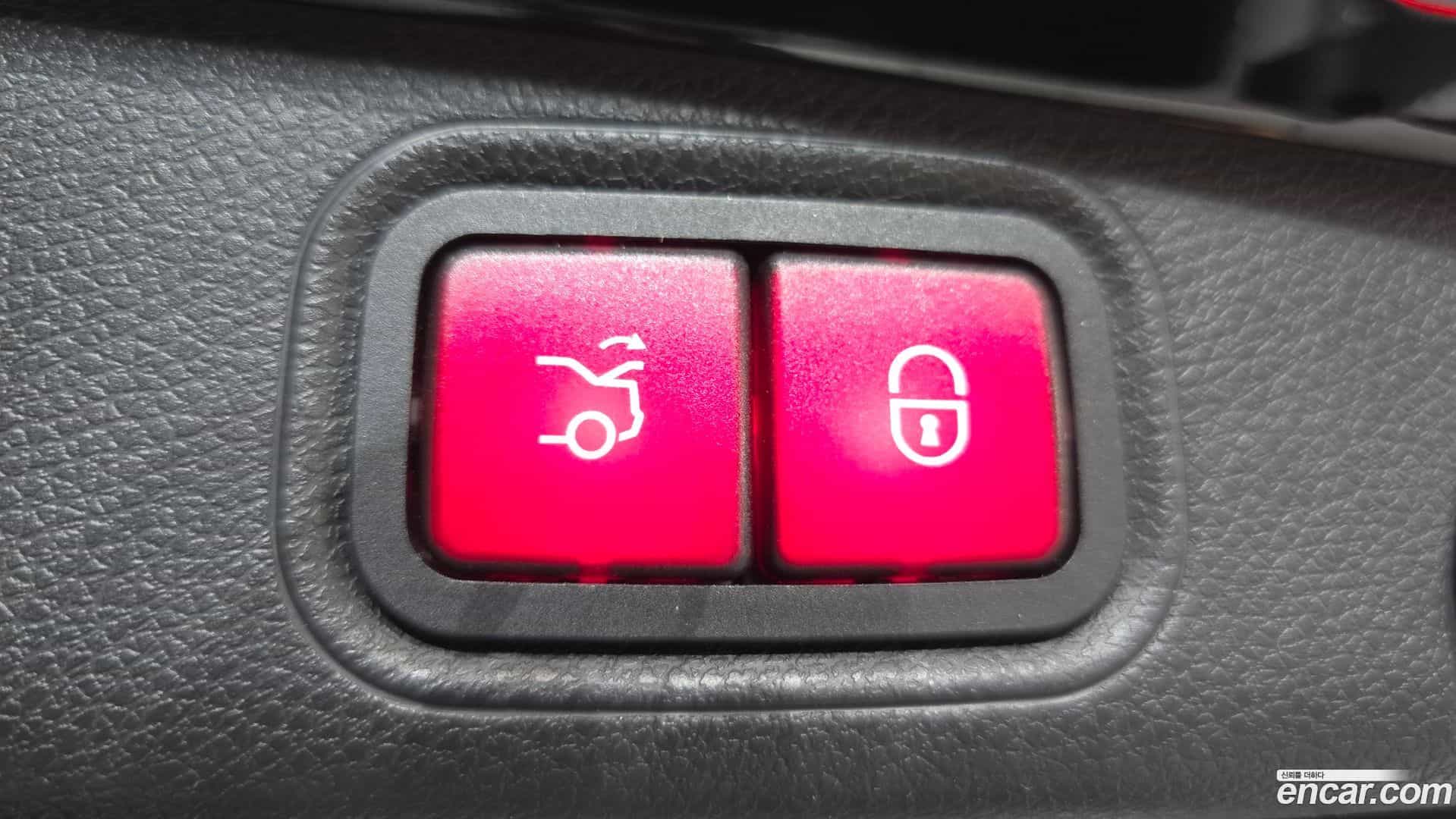 E-Class Mercedes-Benz 2017.4-OPTION-022