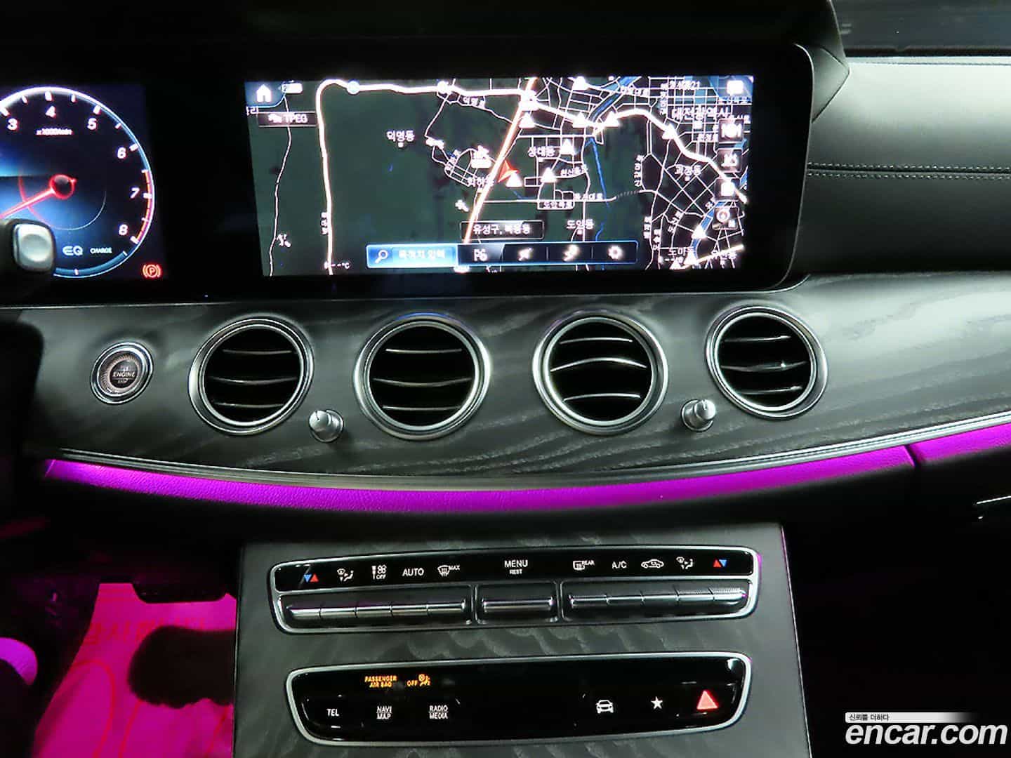 E-Class Mercedes-Benz 2023.5-INNER-010